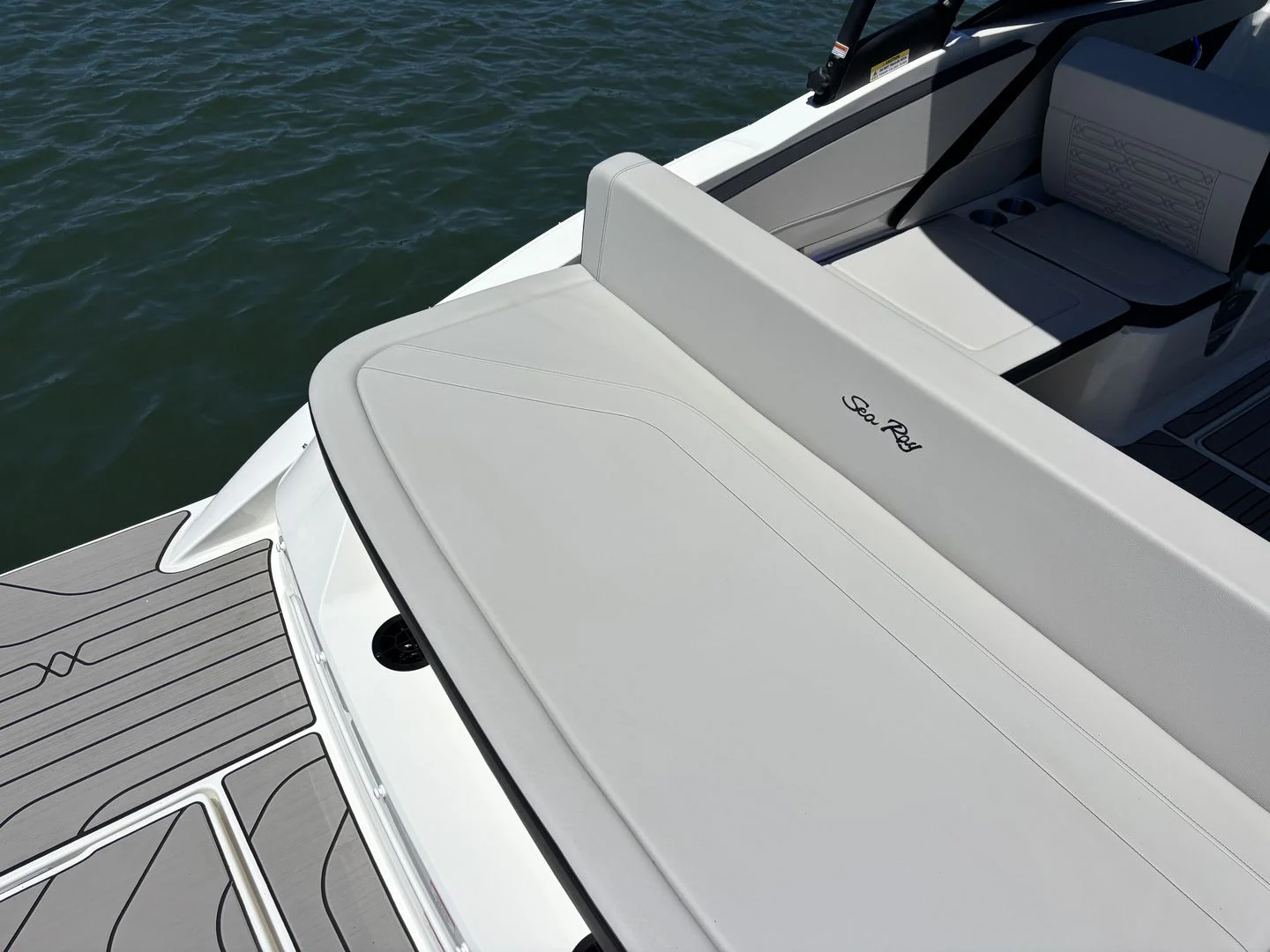 2026 Sea Ray SPX 210 Image Thumbnail #20