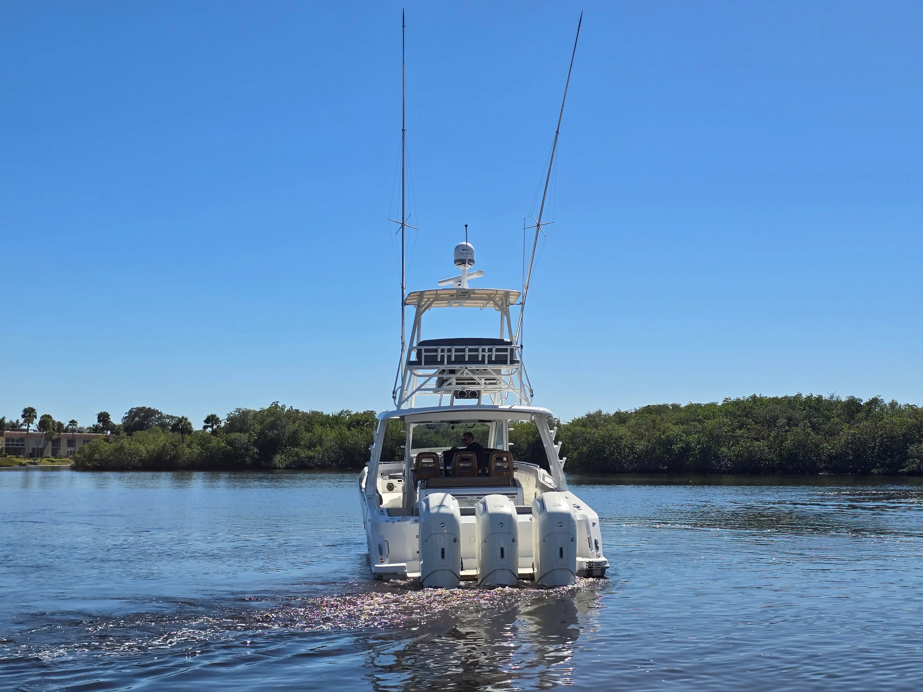 2023 Boston Whaler 420 OUTRAGE Image Thumbnail #6