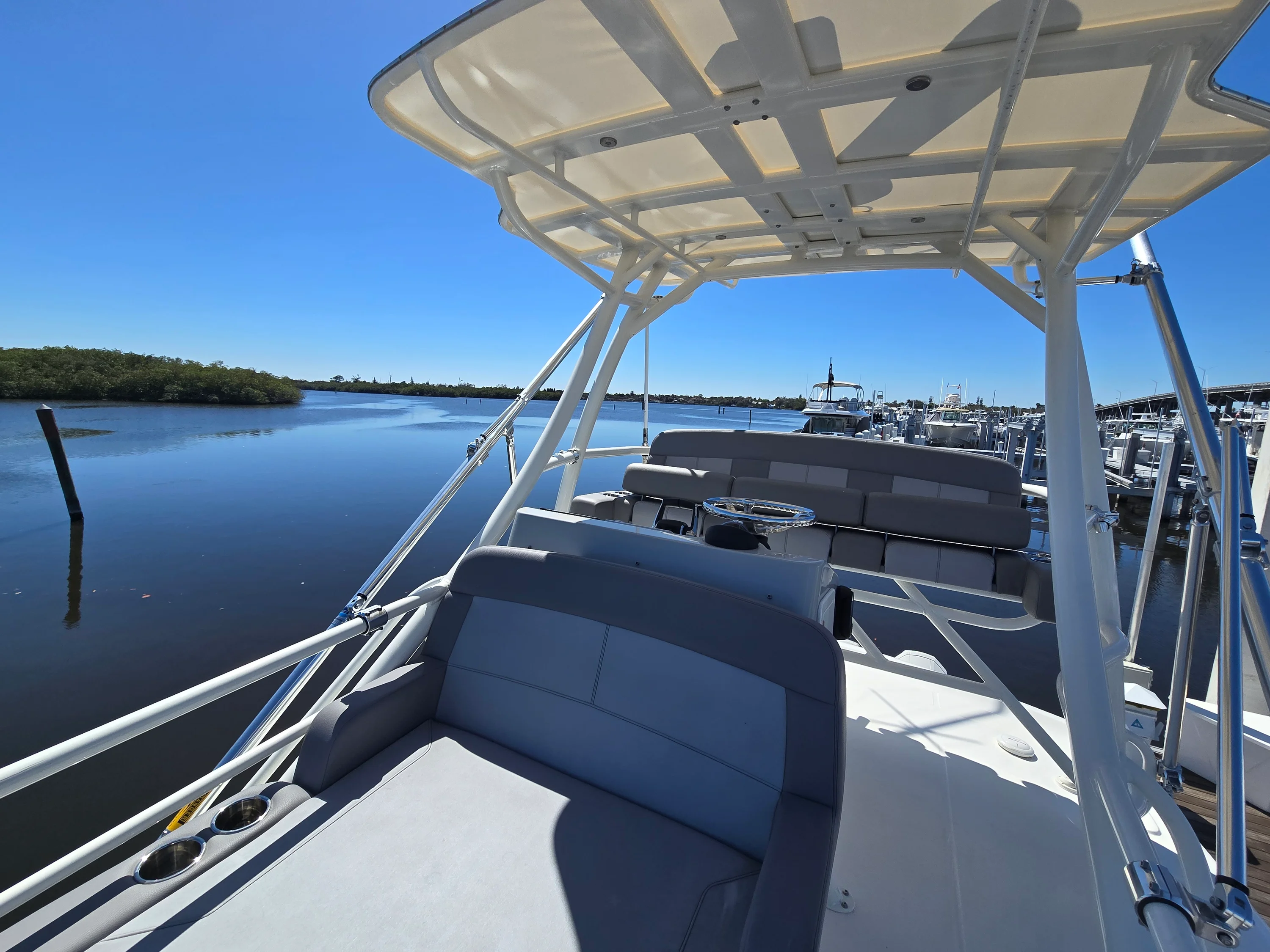 2023 Boston Whaler 420 OUTRAGE Image Thumbnail #25