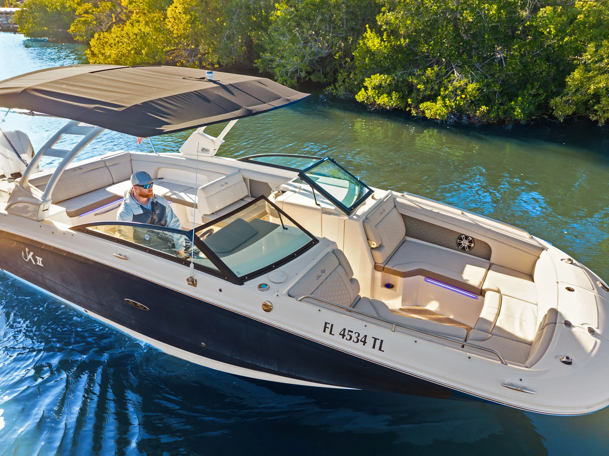 2023 Sea Ray SDX 290 OB Image Thumbnail #1