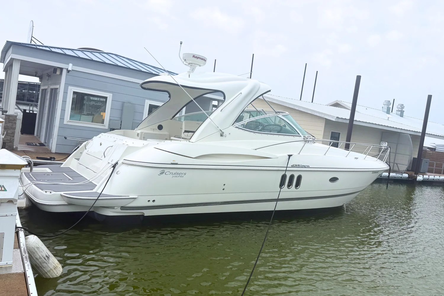 2007 Cruisers Yachts 420 EXPRESS Image Thumbnail #1