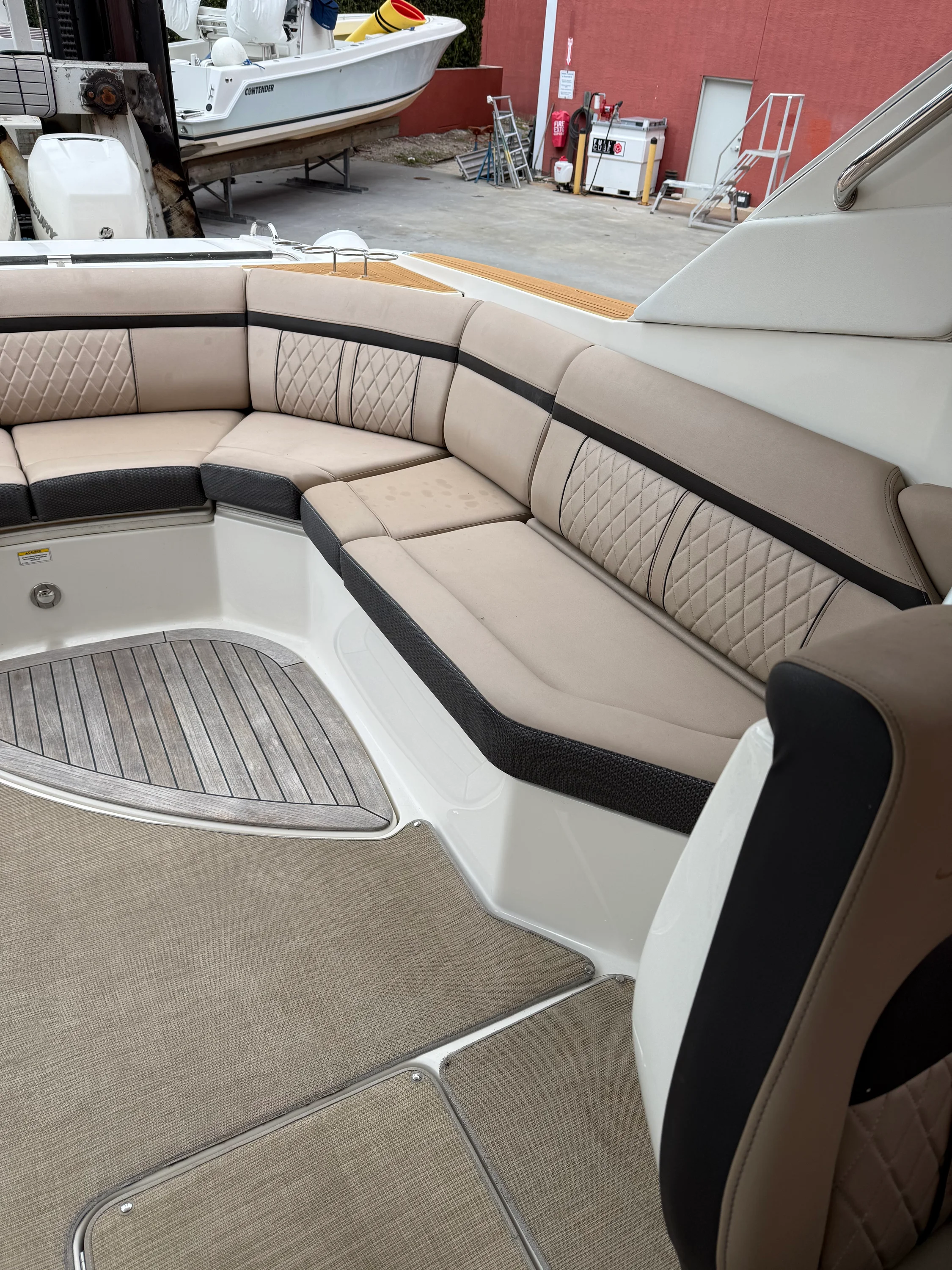 2018 Sea Ray 350 SLX OB Image Thumbnail #10