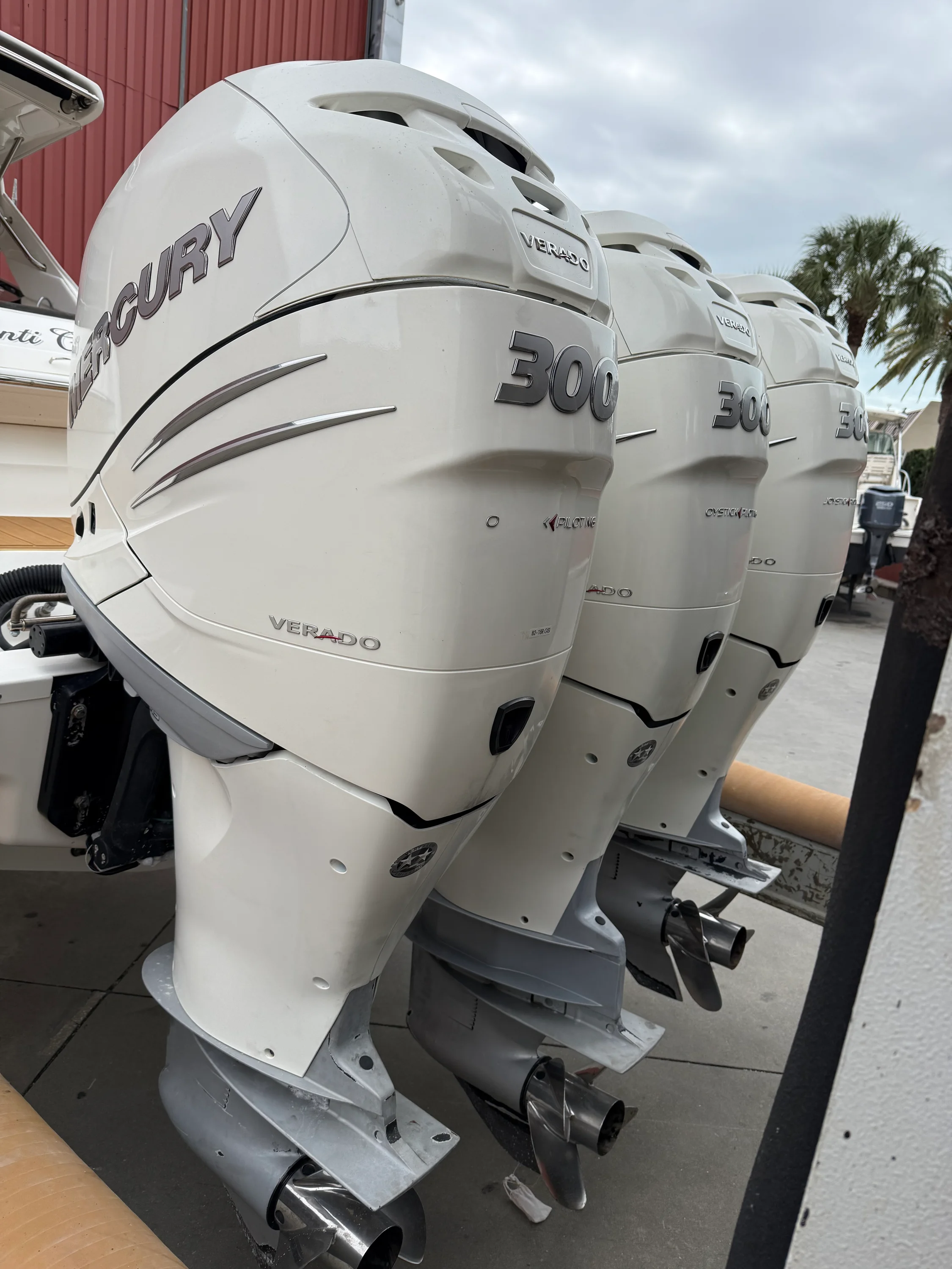 2018 Sea Ray 350 SLX OB Image Thumbnail #16