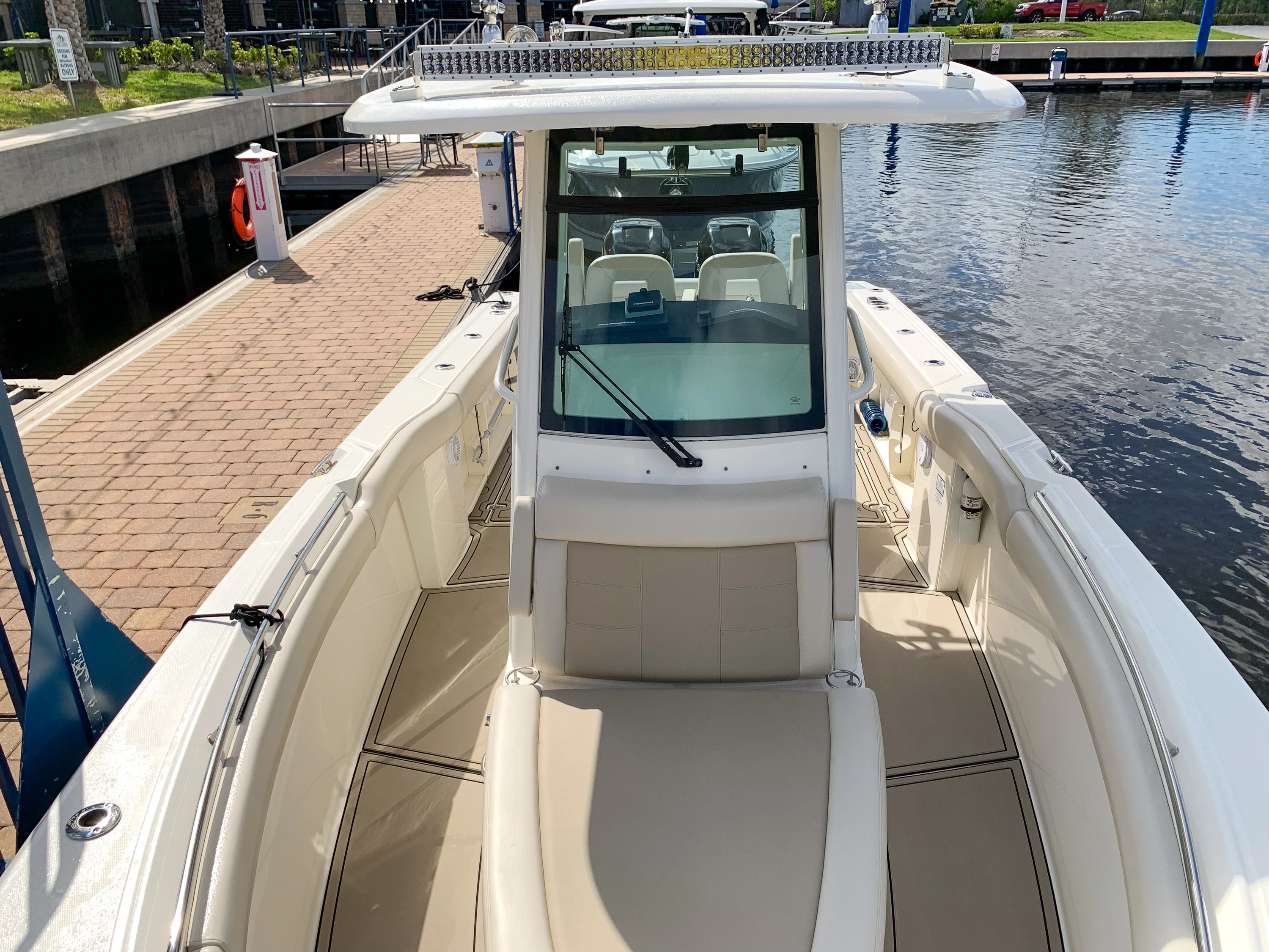 2017 Boston Whaler 280 OUTRAGE Image Thumbnail #14