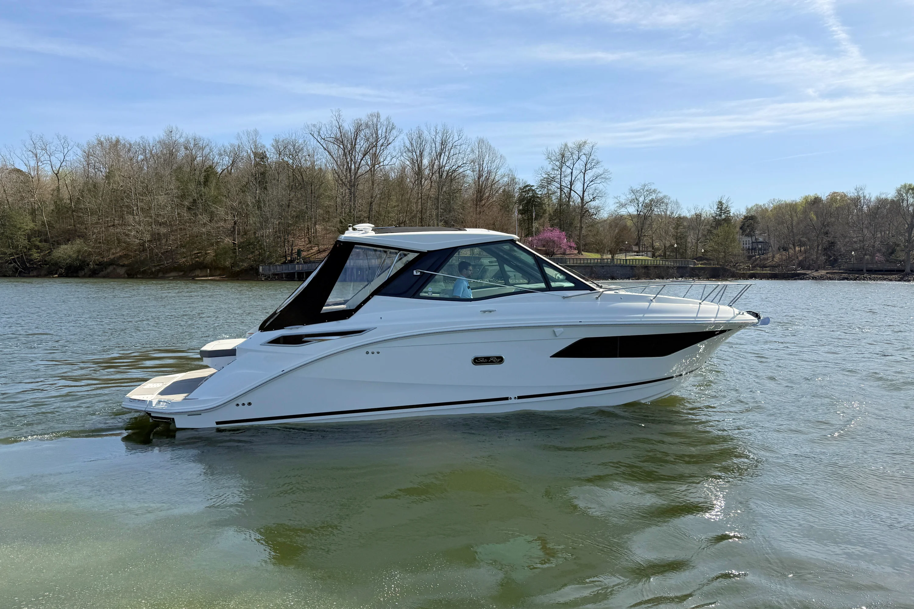 2026 Sea Ray Sundancer 320 Image Thumbnail #4