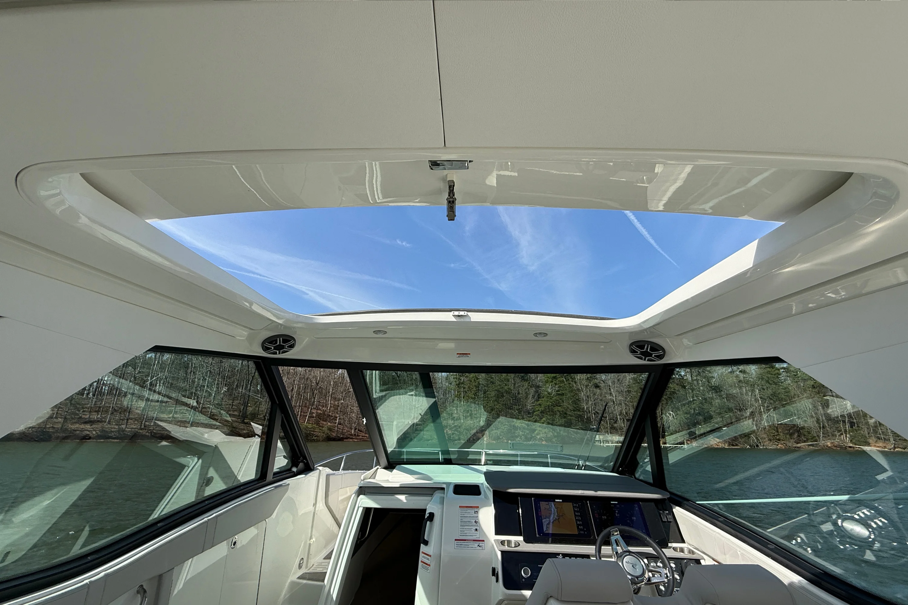 2026 Sea Ray Sundancer 320 Image Thumbnail #21