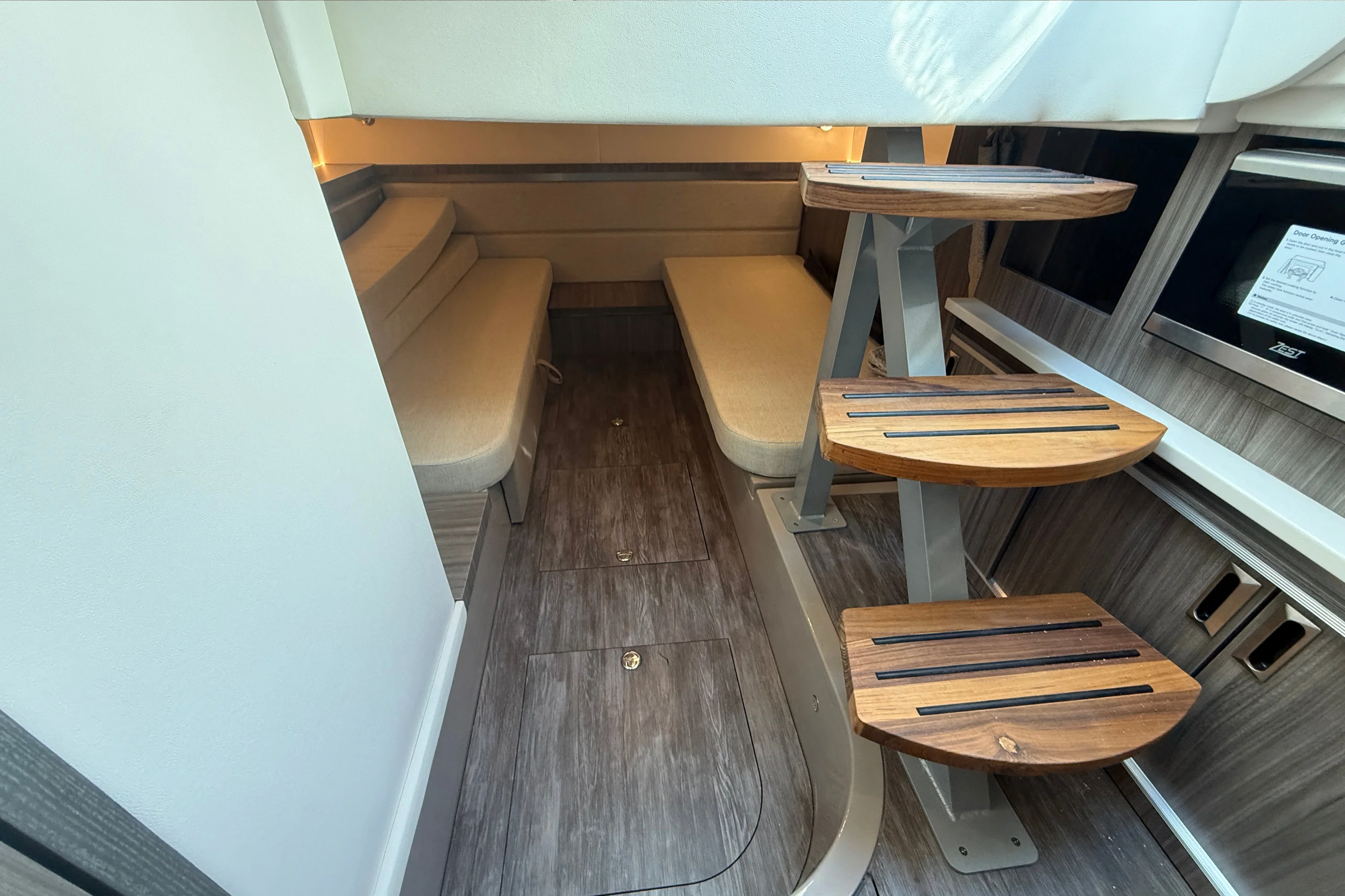 2026 Sea Ray Sundancer 320 Image Thumbnail #46