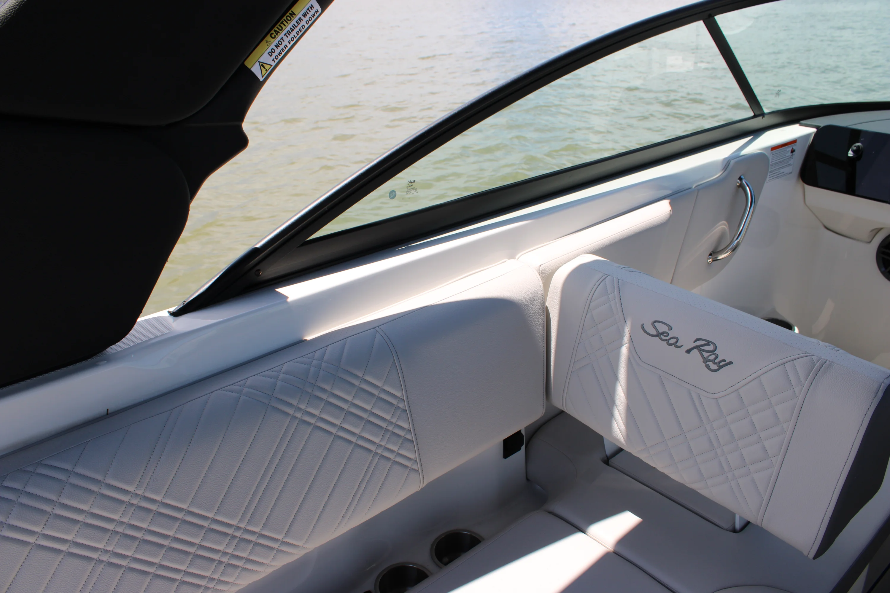 2026 Sea Ray SDX 270 Outboard Image Thumbnail #29