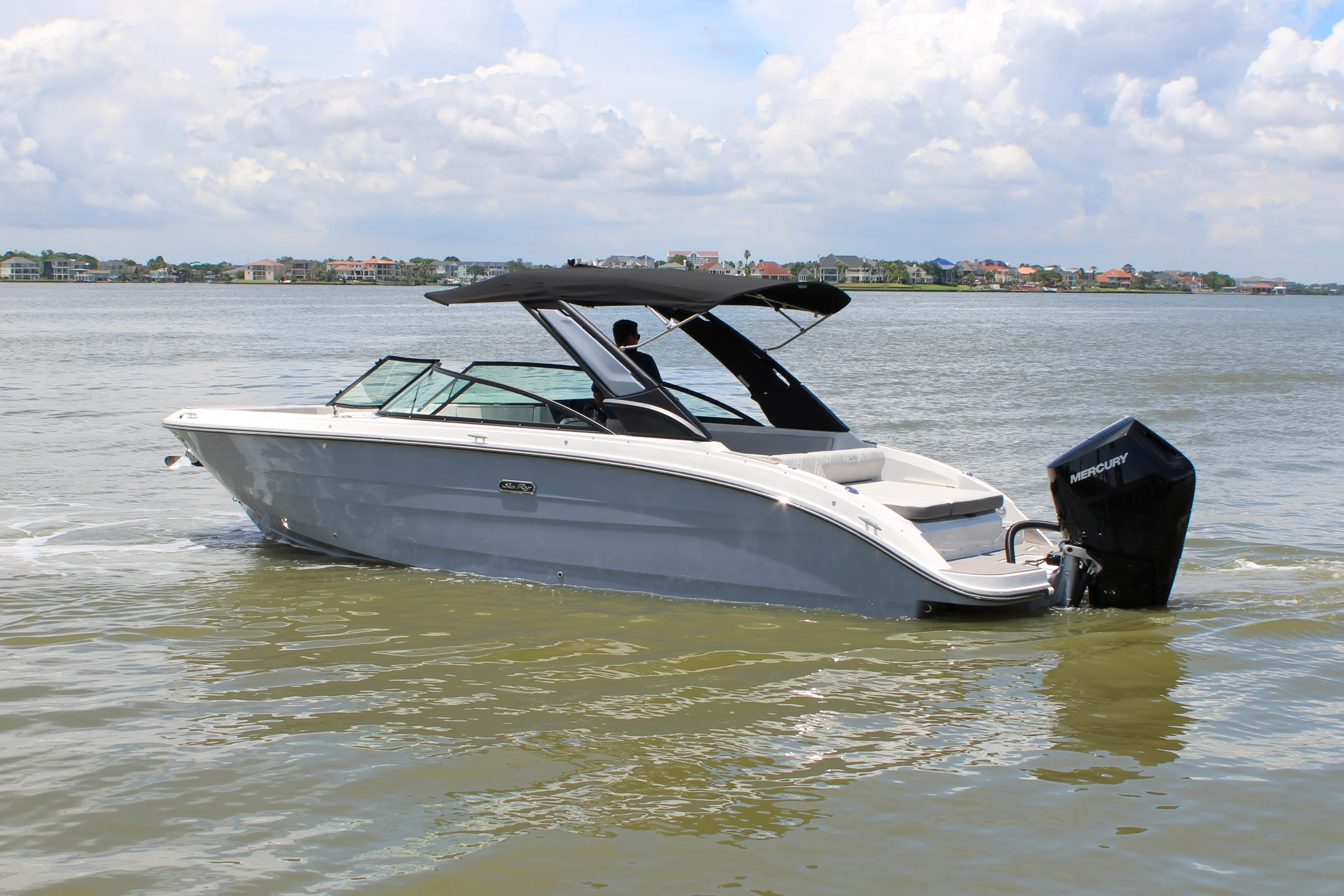 2026 Sea Ray SDX 270 Outboard Image Thumbnail #13