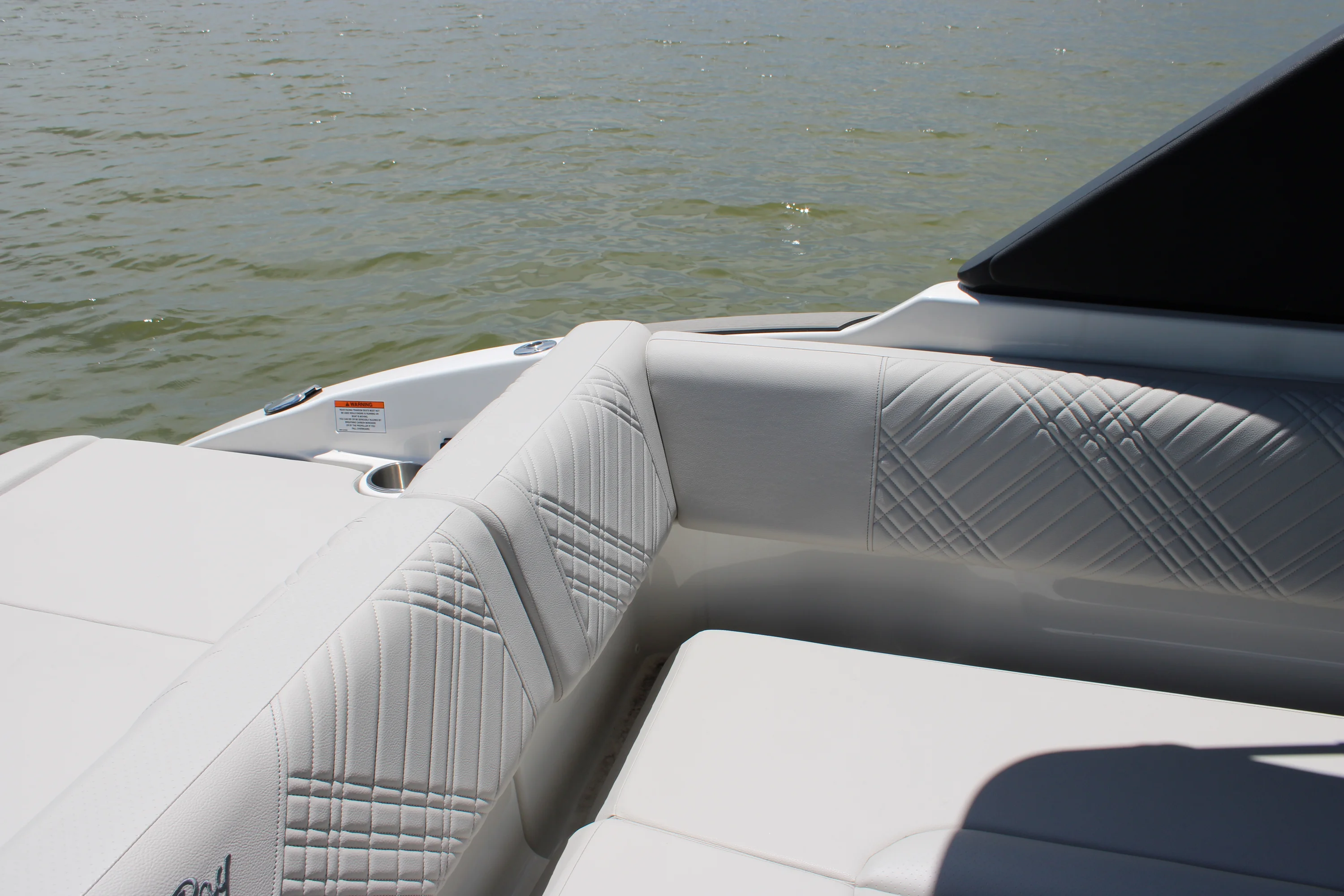 2026 Sea Ray SDX 270 Outboard Image Thumbnail #23
