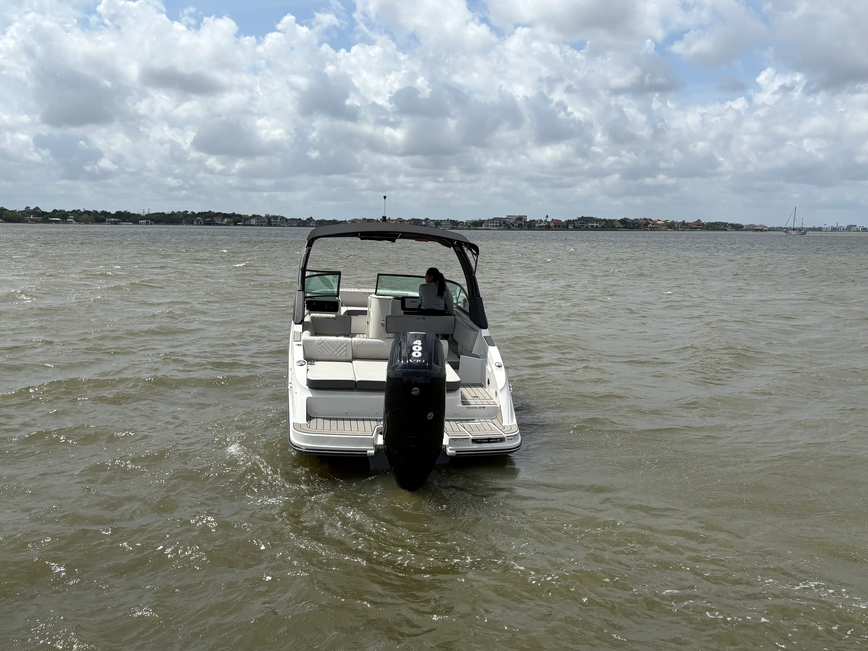 2026 Sea Ray SDX 270 Outboard Image Thumbnail #5