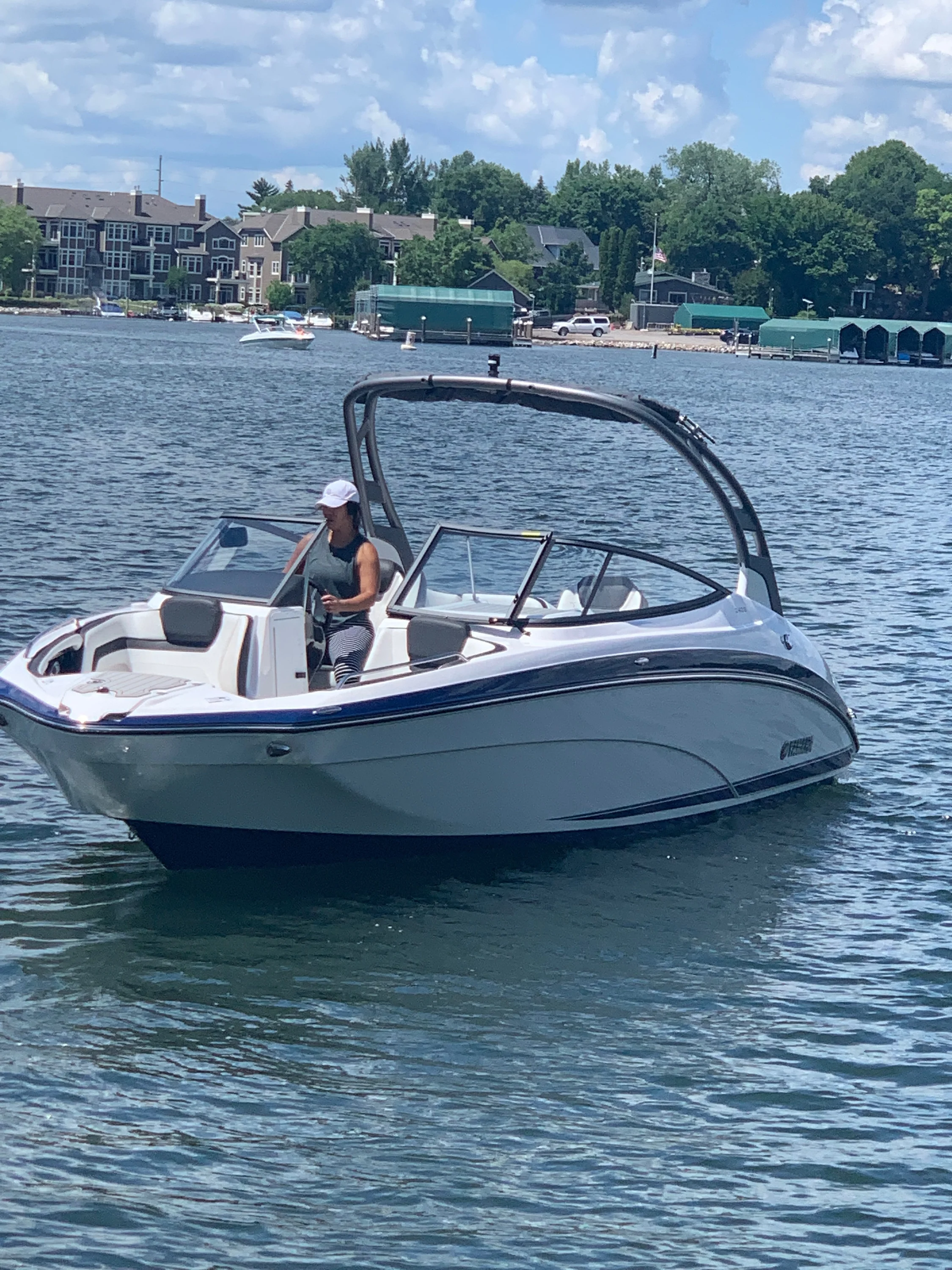 2020 Yamaha 242S Image Thumbnail #4