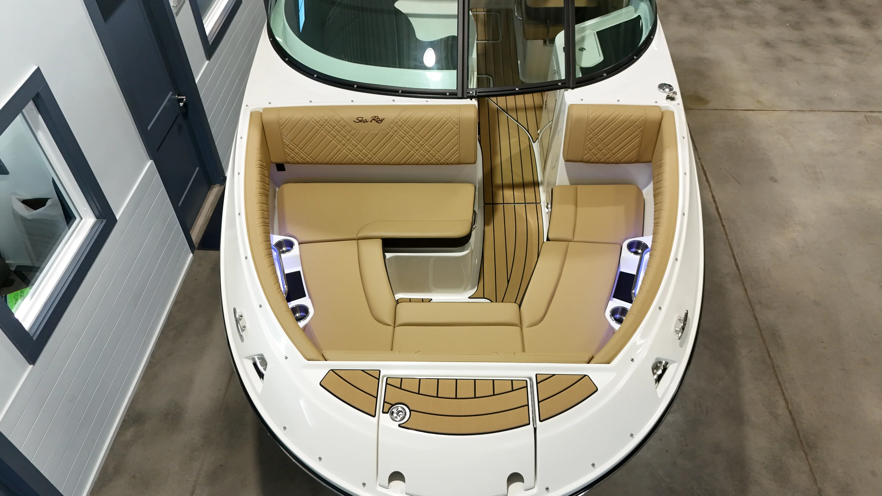 2026 Sea Ray SDX 230 Image Thumbnail #10