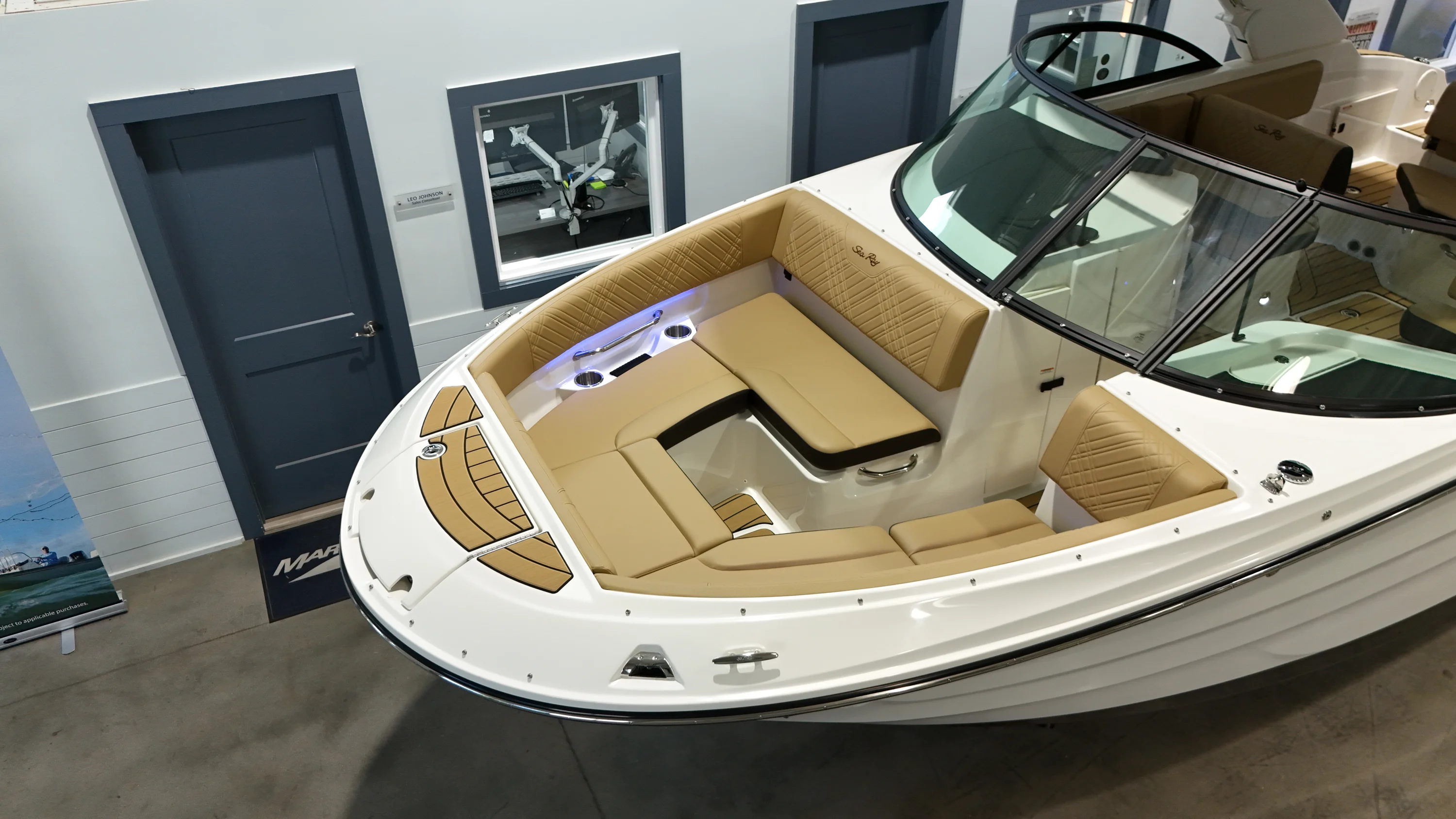 2026 Sea Ray SDX 230 Image Thumbnail #8
