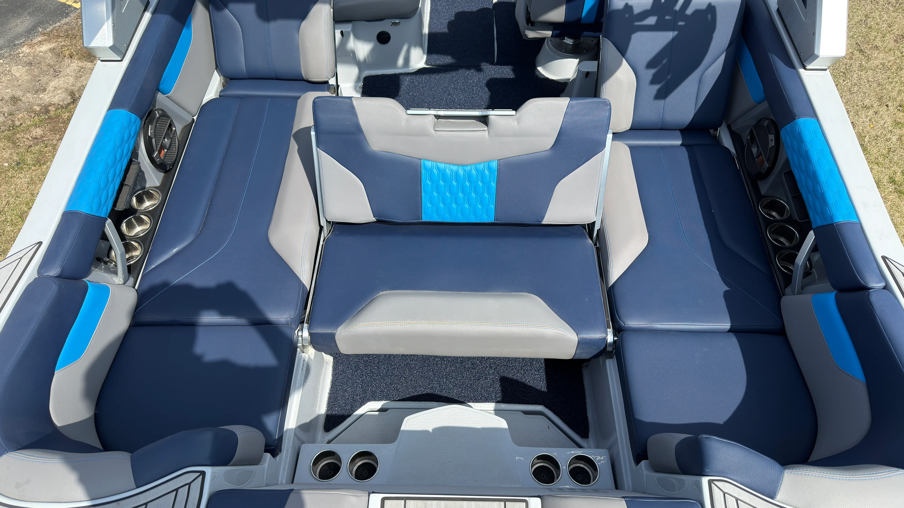 2022 Mastercraft XT 24 Image Thumbnail #10