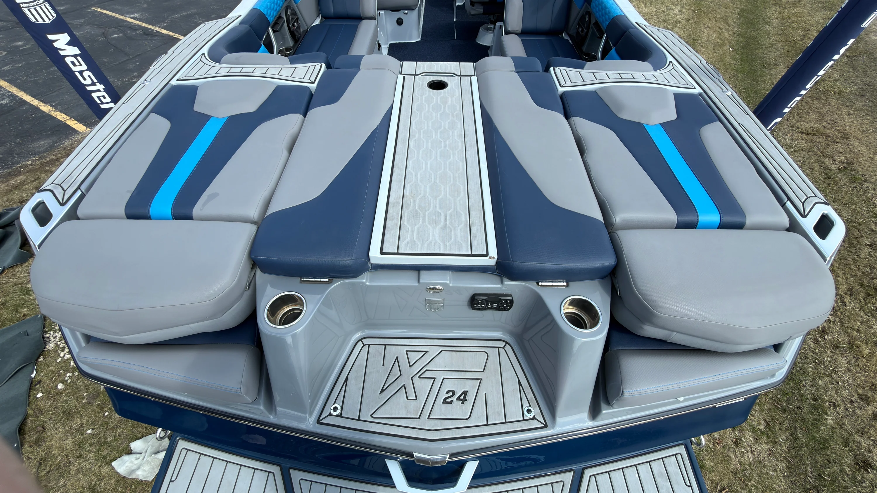 2022 Mastercraft XT 24 Image Thumbnail #5