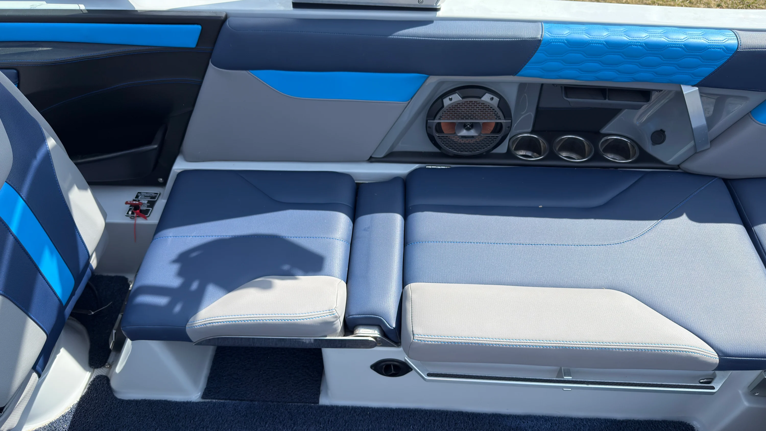 2022 Mastercraft XT 24 Image Thumbnail #14