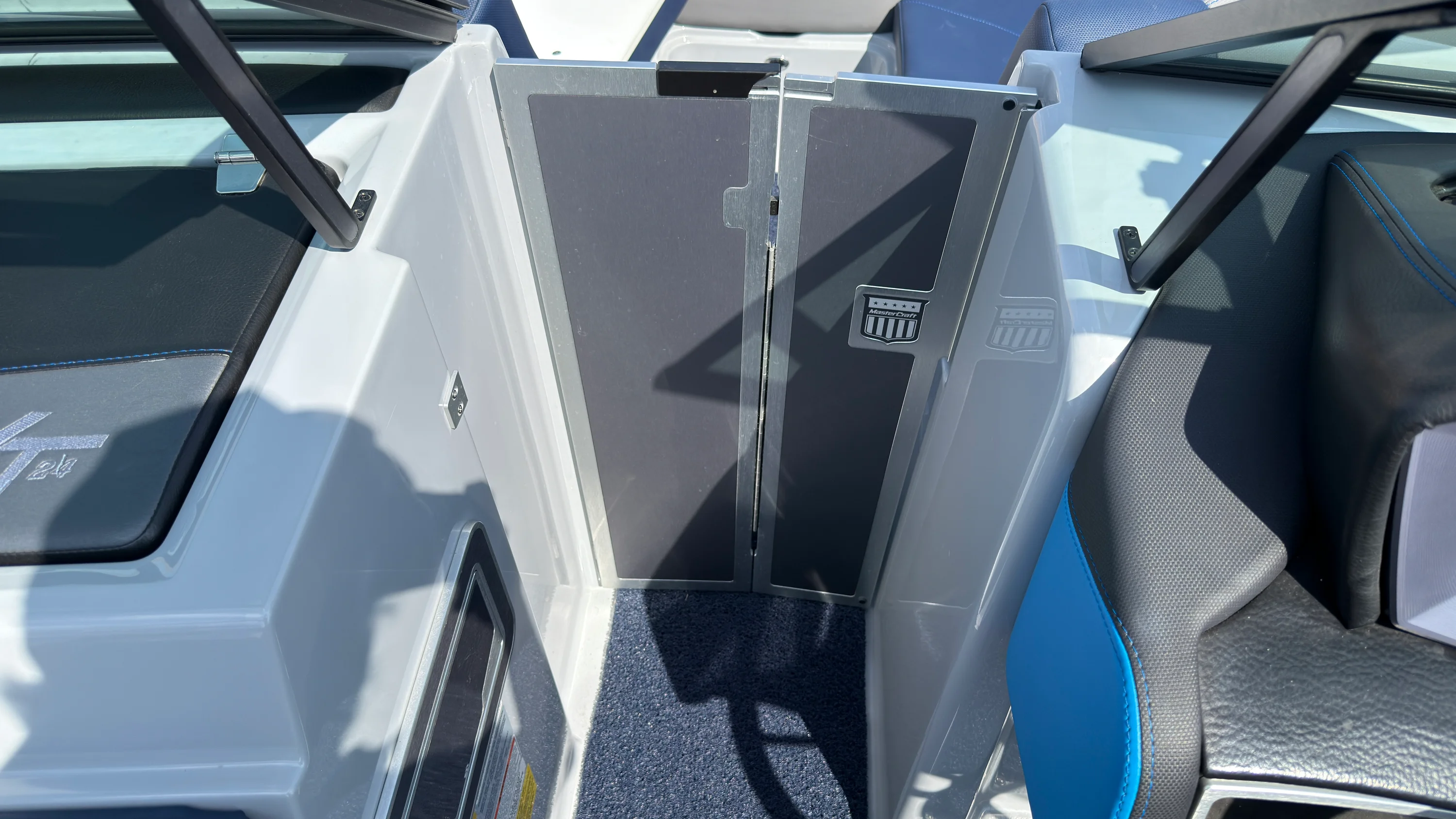 2022 Mastercraft XT 24 Image Thumbnail #33