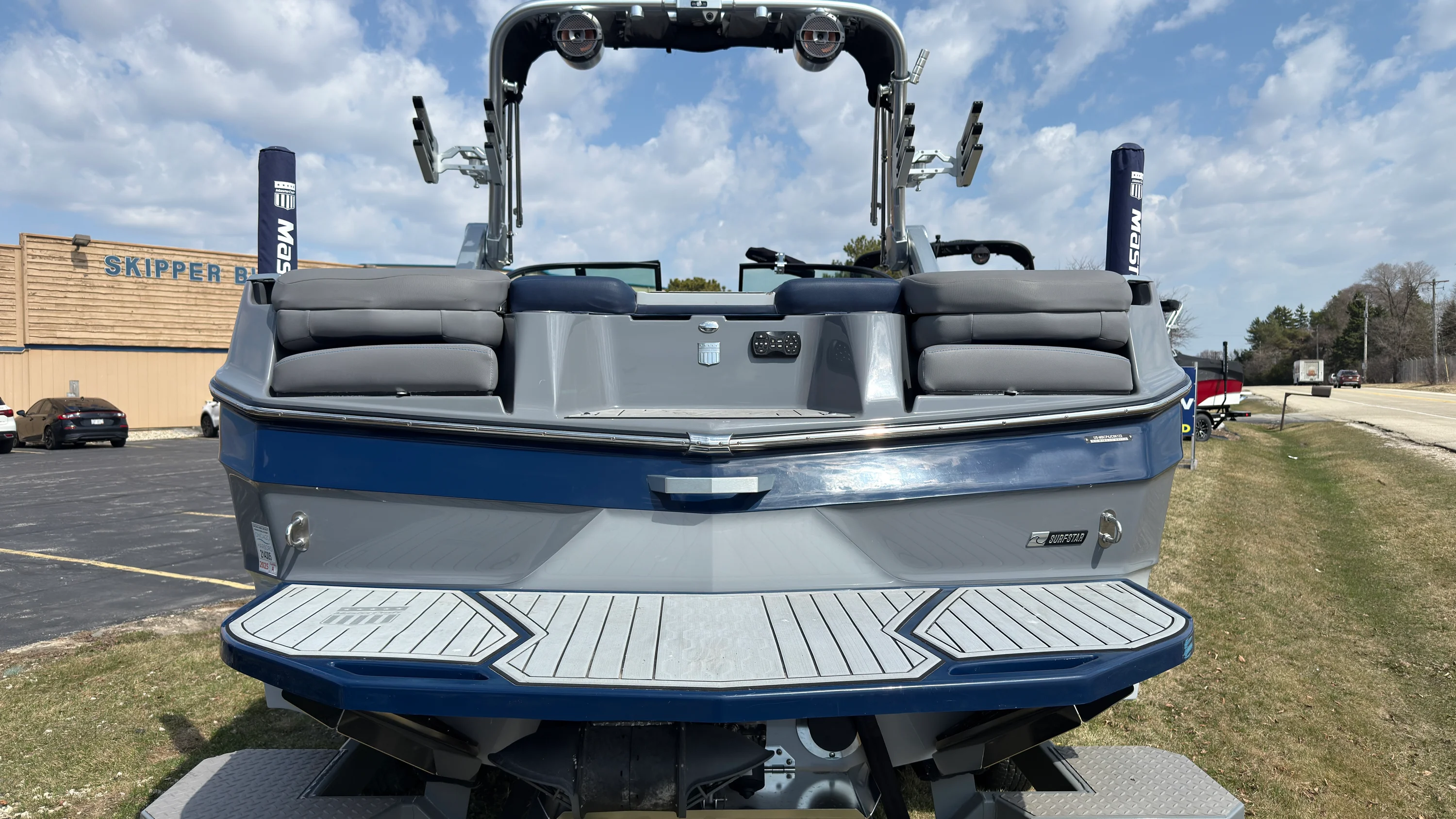 2022 Mastercraft XT 24 Image Thumbnail #3