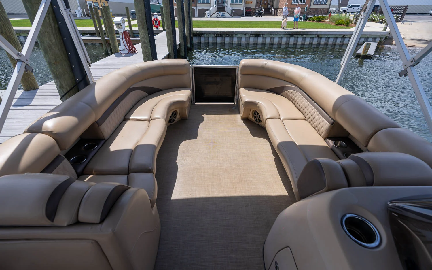 2019 Harris SUNLINER 240 Image Thumbnail #6