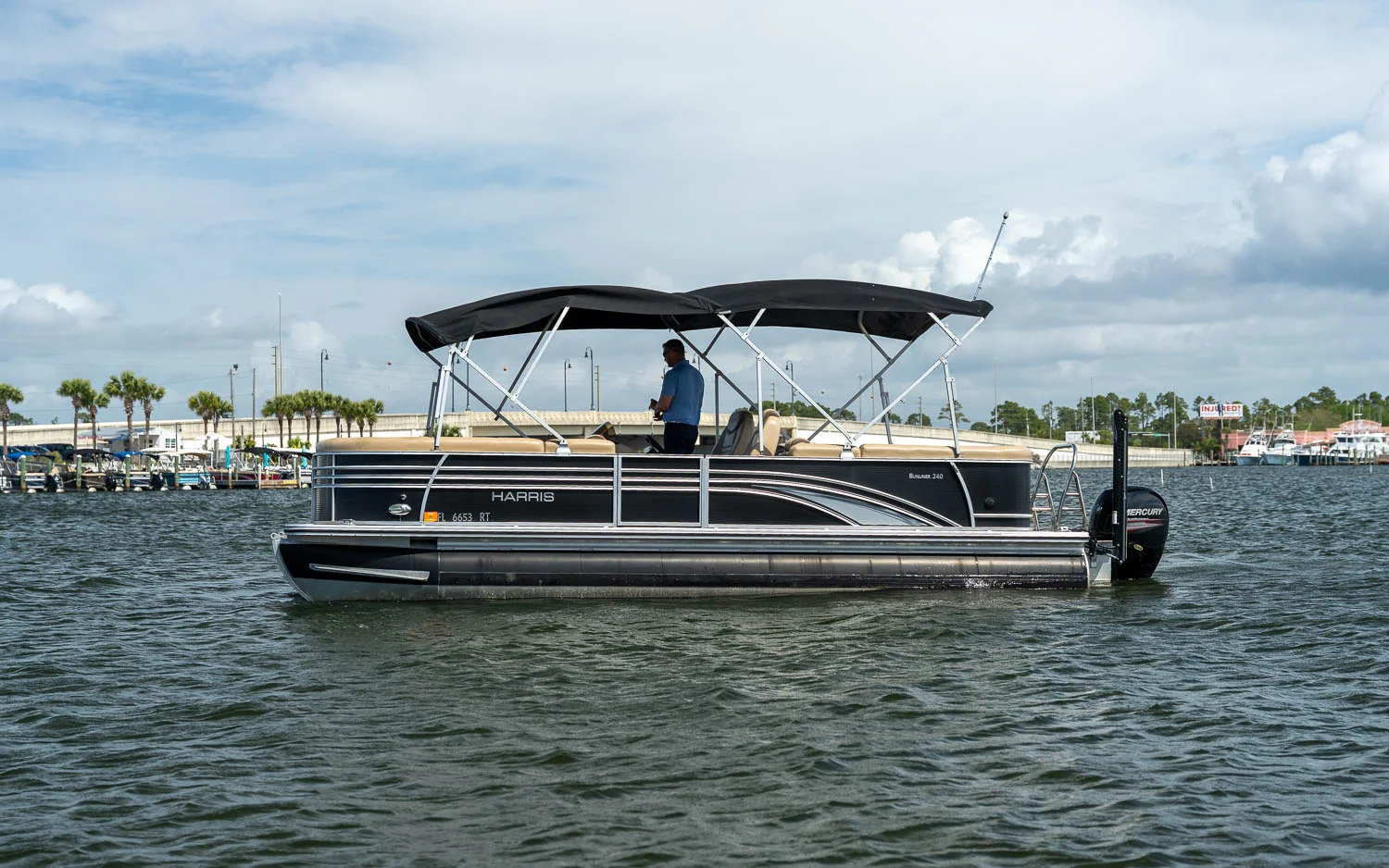 2019 Harris SUNLINER 240 Image Thumbnail #0