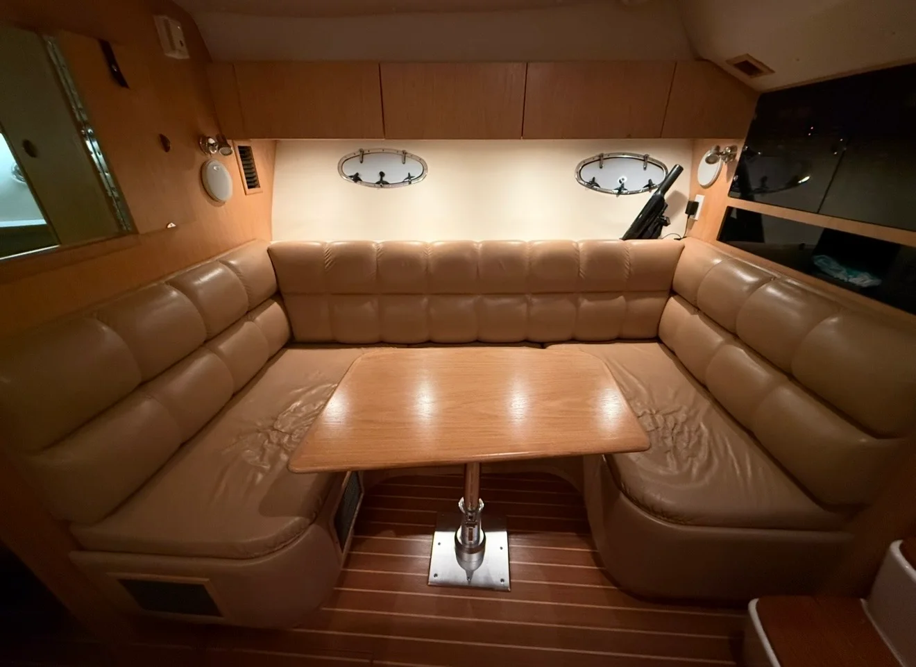 2000 Tiara Yachts 3500 OPEN Image Thumbnail #23