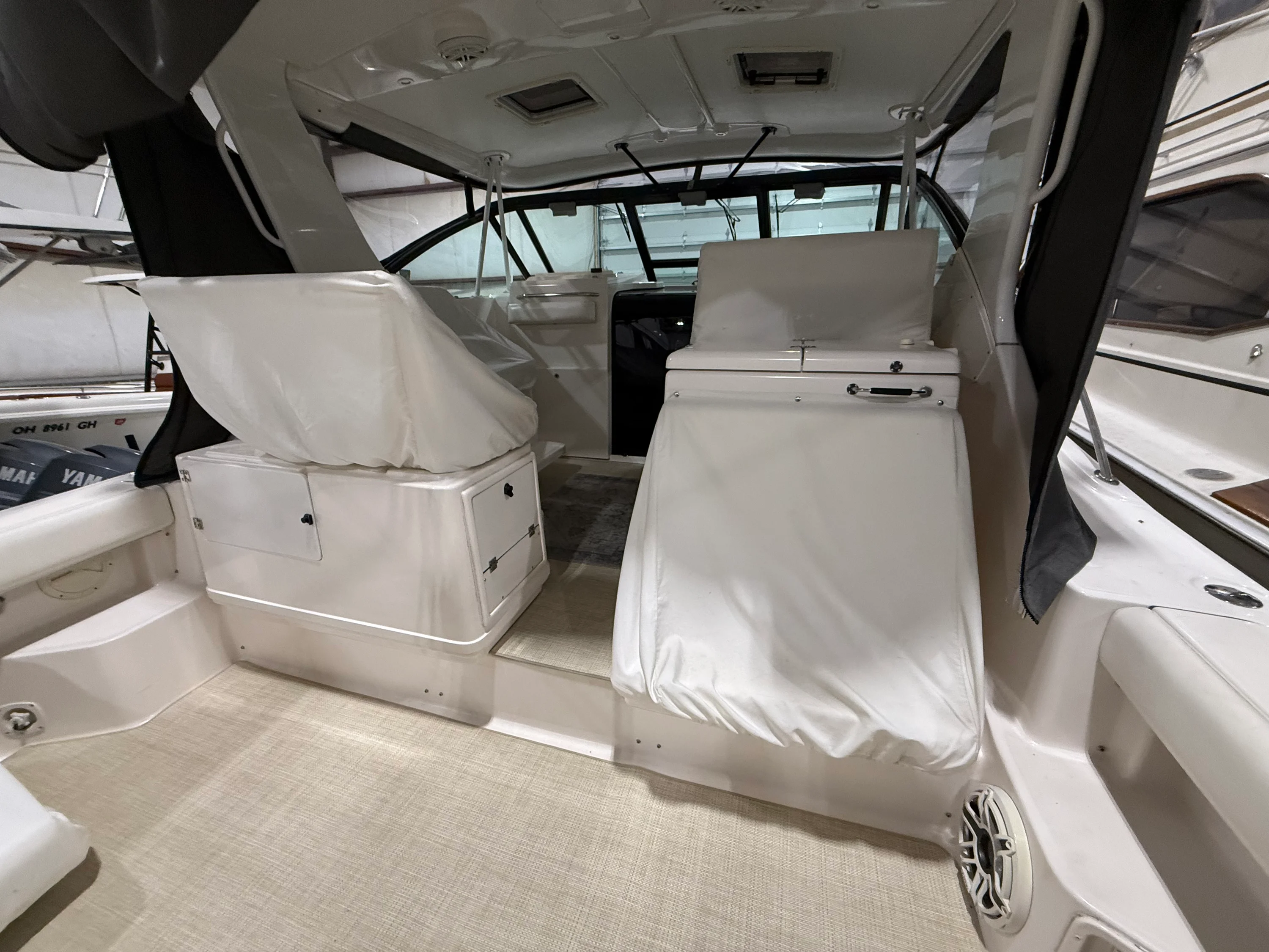 2000 Tiara Yachts 3500 OPEN Image Thumbnail #9