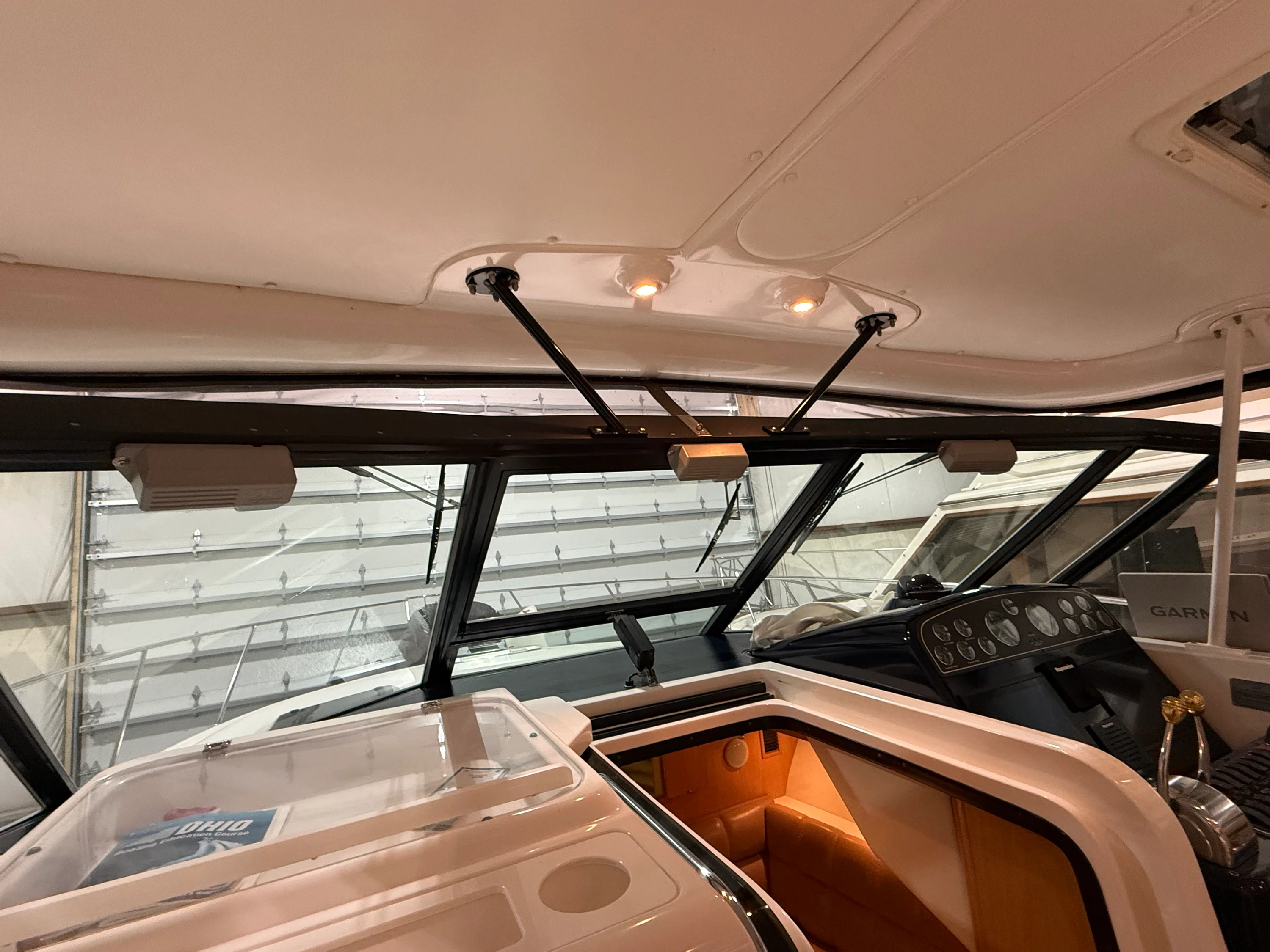 2000 Tiara Yachts 3500 OPEN Image Thumbnail #33