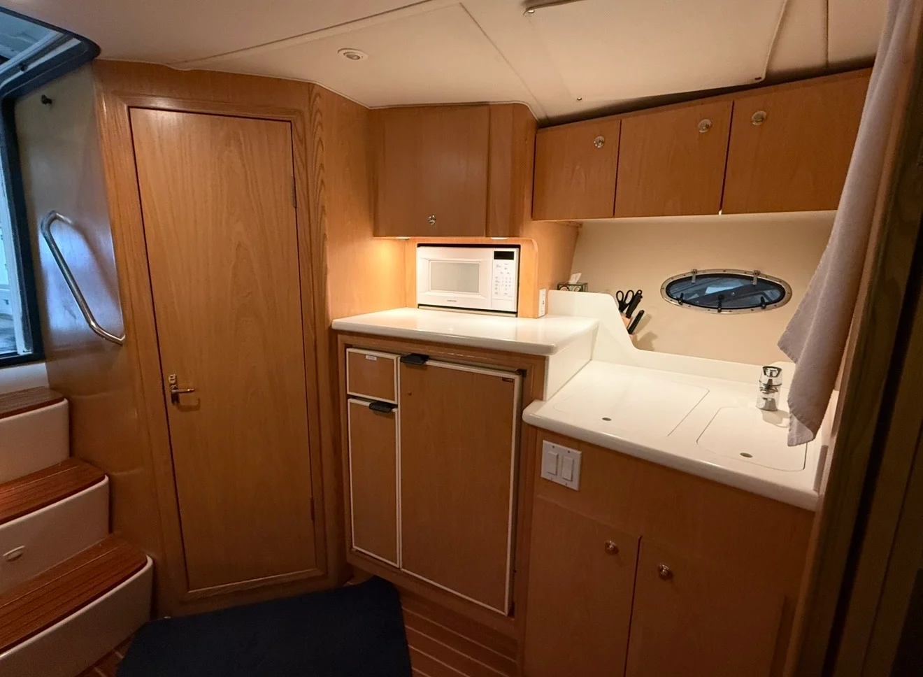 2000 Tiara Yachts 3500 OPEN Image Thumbnail #24