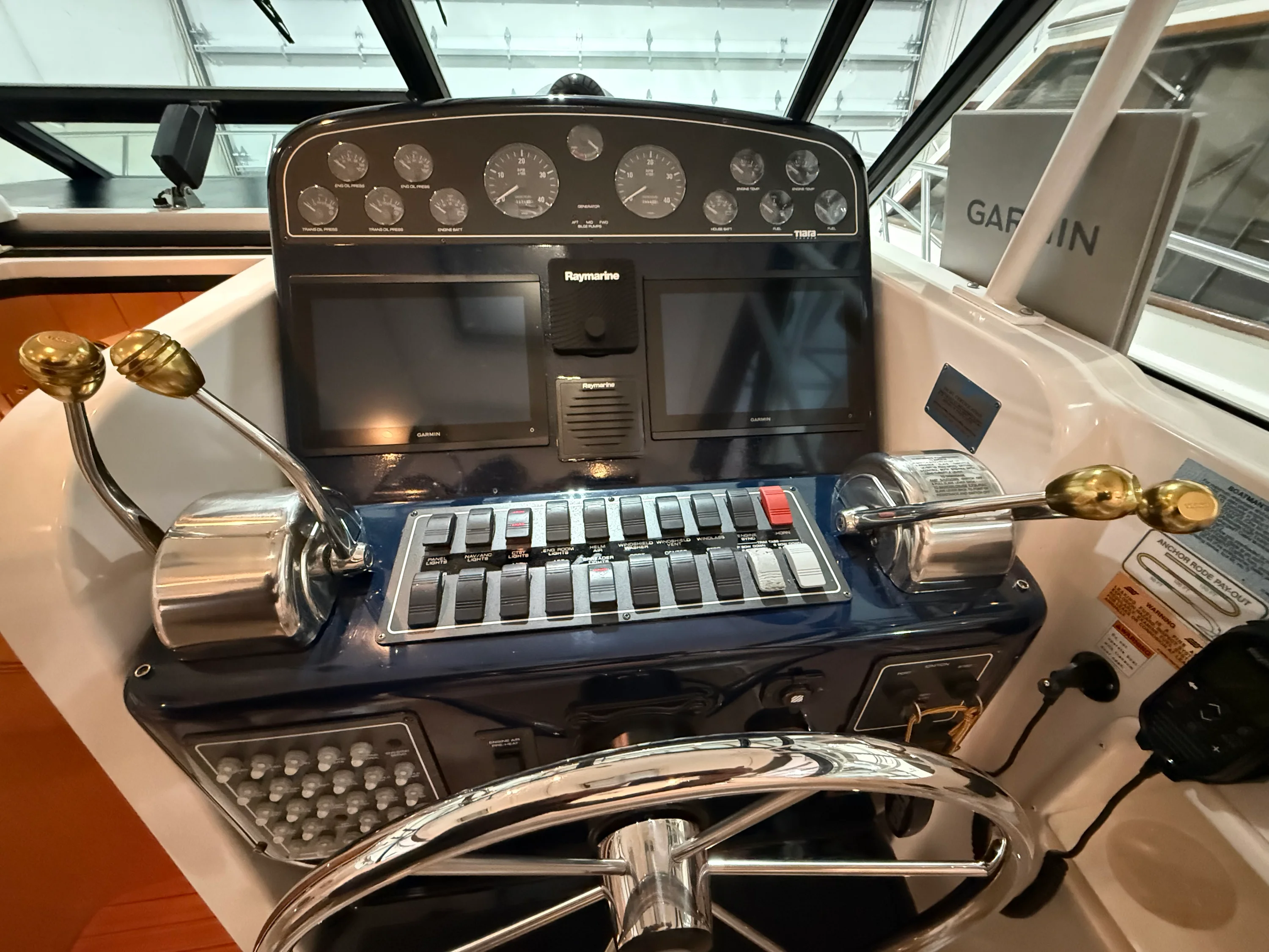 2000 Tiara Yachts 3500 OPEN Image Thumbnail #20