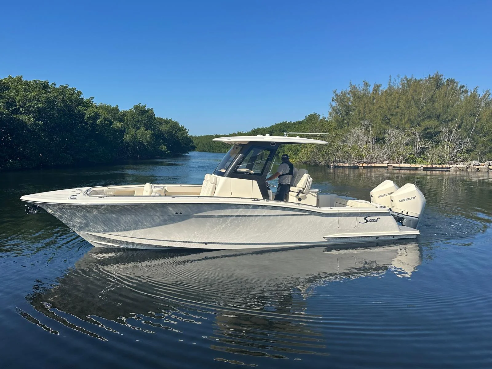 2026 Scout 288 LXF Image Thumbnail #0