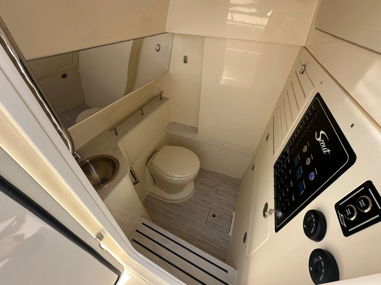 2026 Scout 288 LXF Image Thumbnail #23