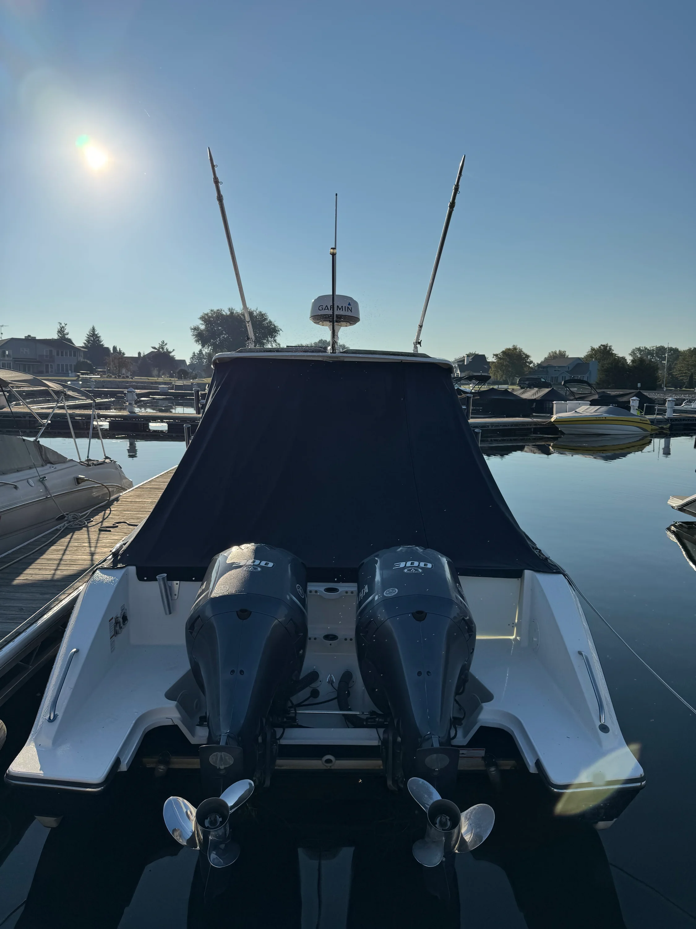 2016 Pursuit DC 325 Dual Console Image Thumbnail #3