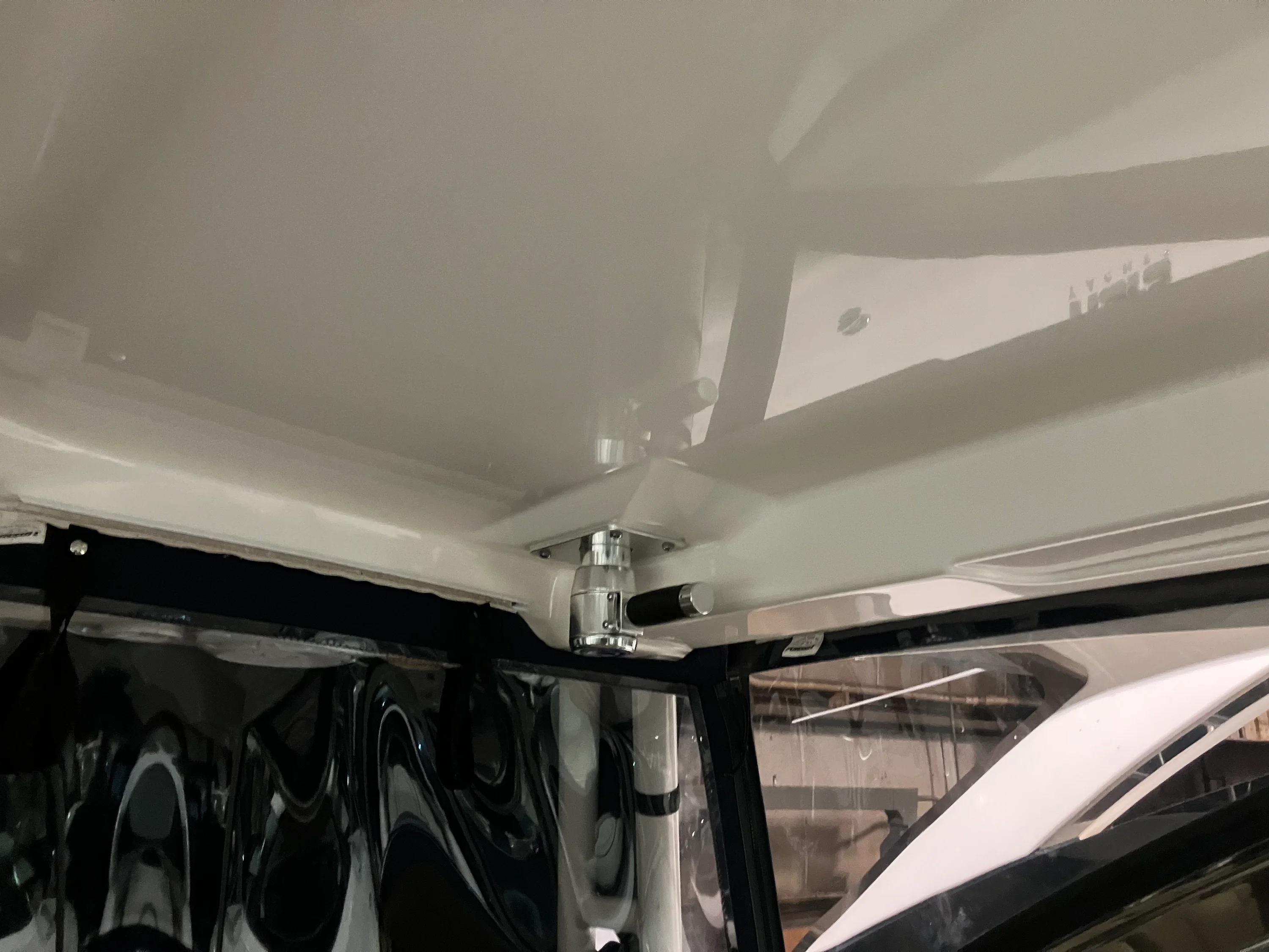 2016 Pursuit DC 325 Dual Console Image Thumbnail #36