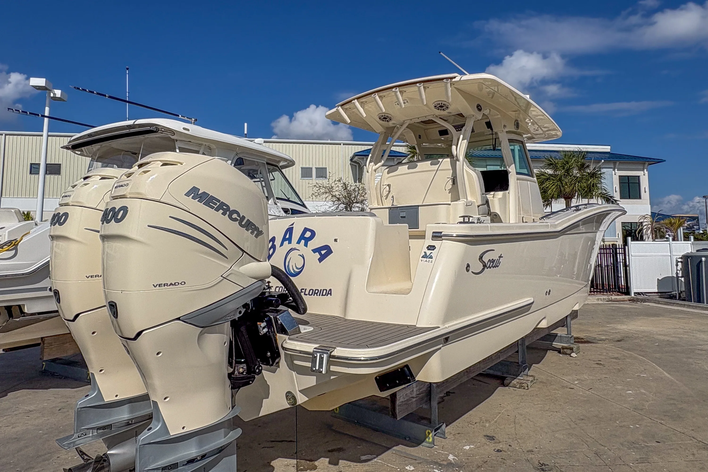 2023 Scout 330 LXF Image Thumbnail #2