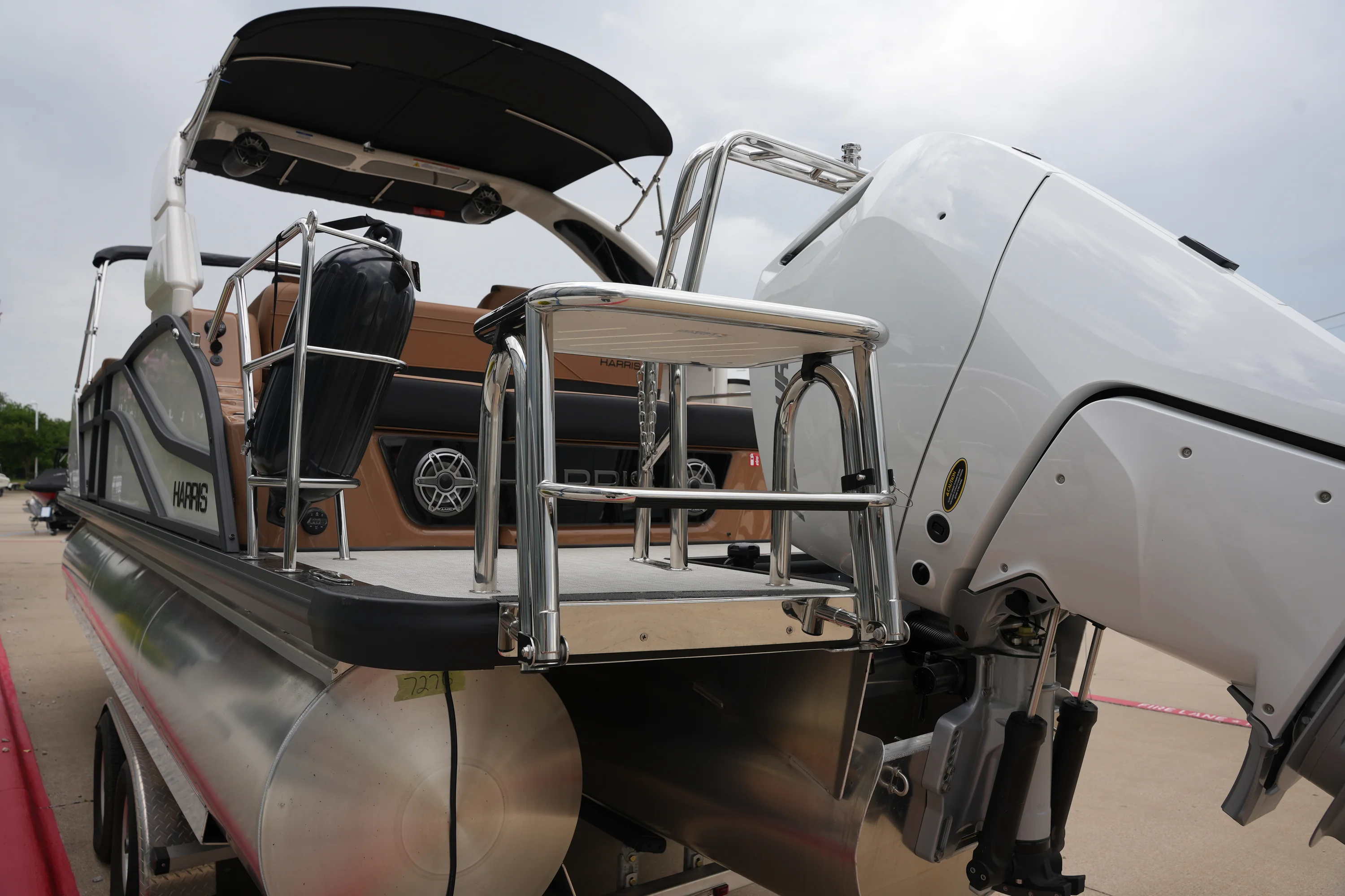 2026 Harris 230 Grand Mariner Image Thumbnail #8