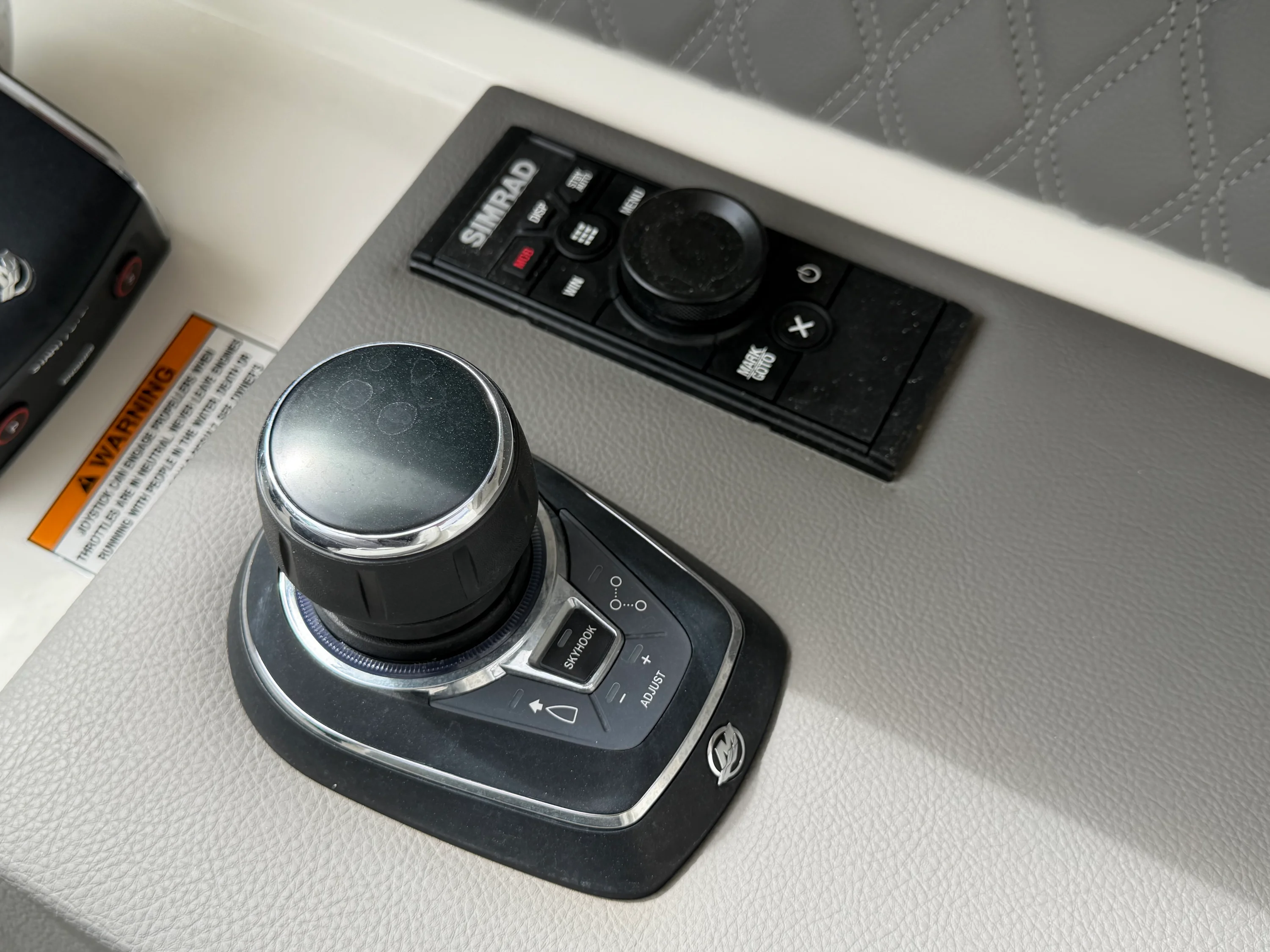 2024 Sea Ray 310 SLX OB Image Thumbnail #25