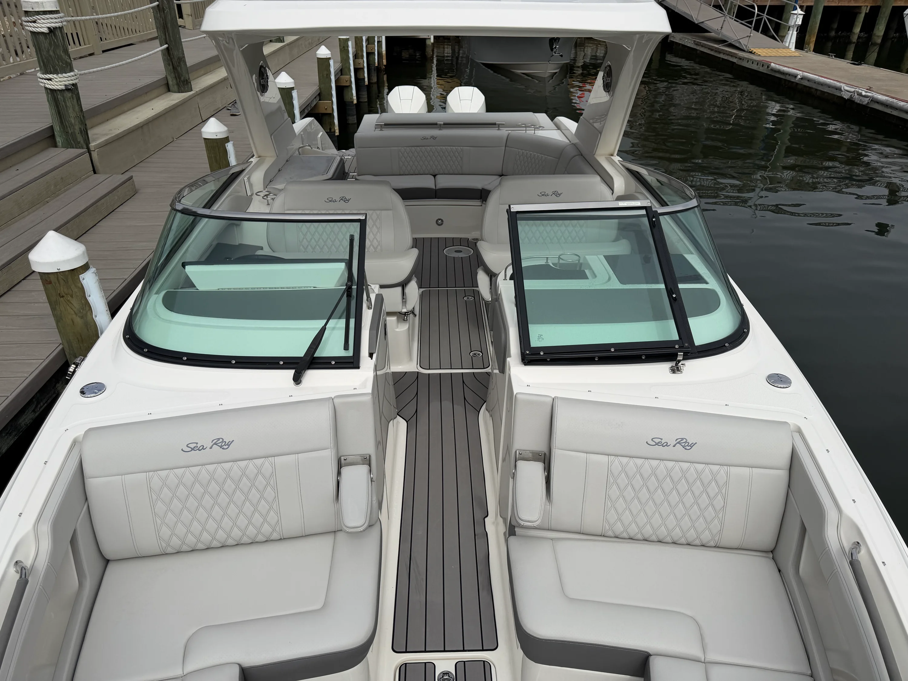 2024 Sea Ray 310 SLX OB Image Thumbnail #37