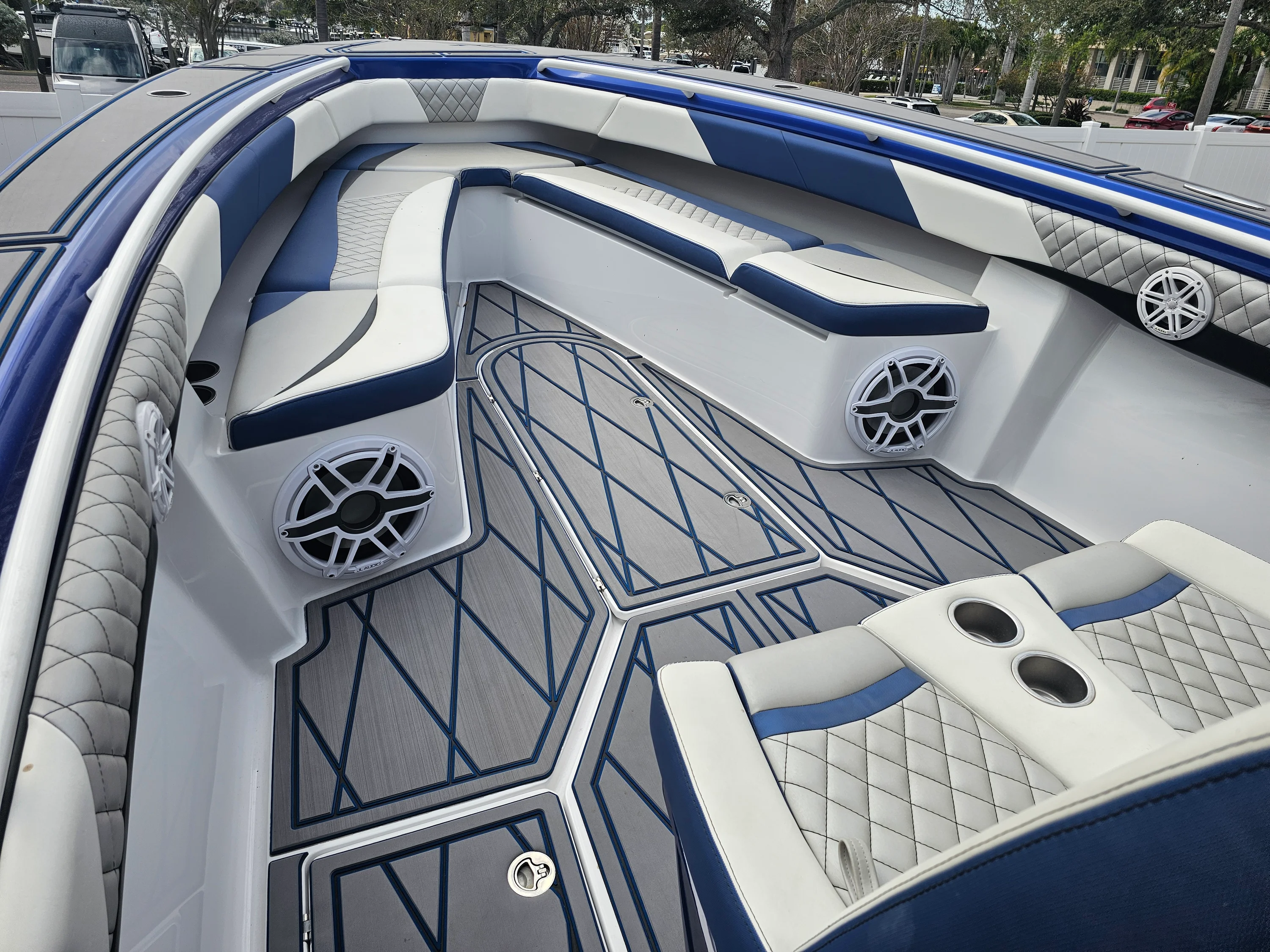 2022 Statement 380 OPEN Image Thumbnail #48