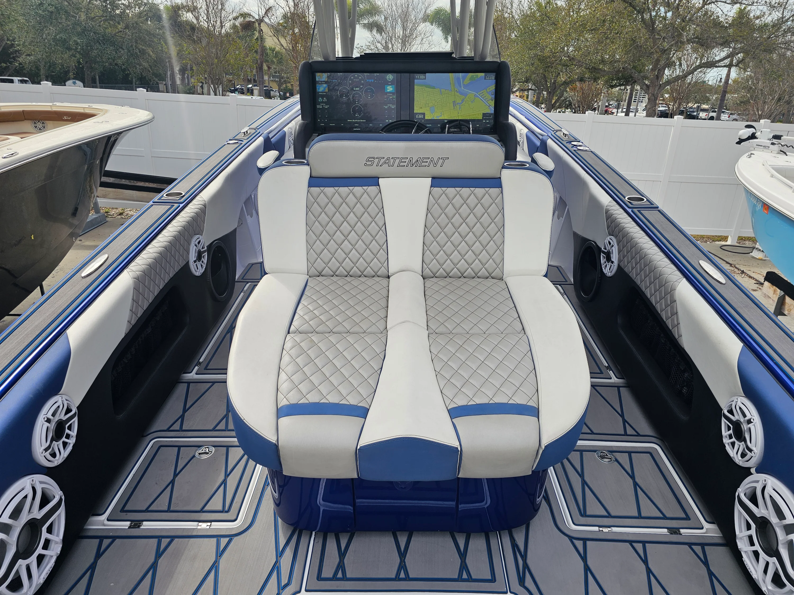 2022 Statement 380 OPEN Image Thumbnail #25