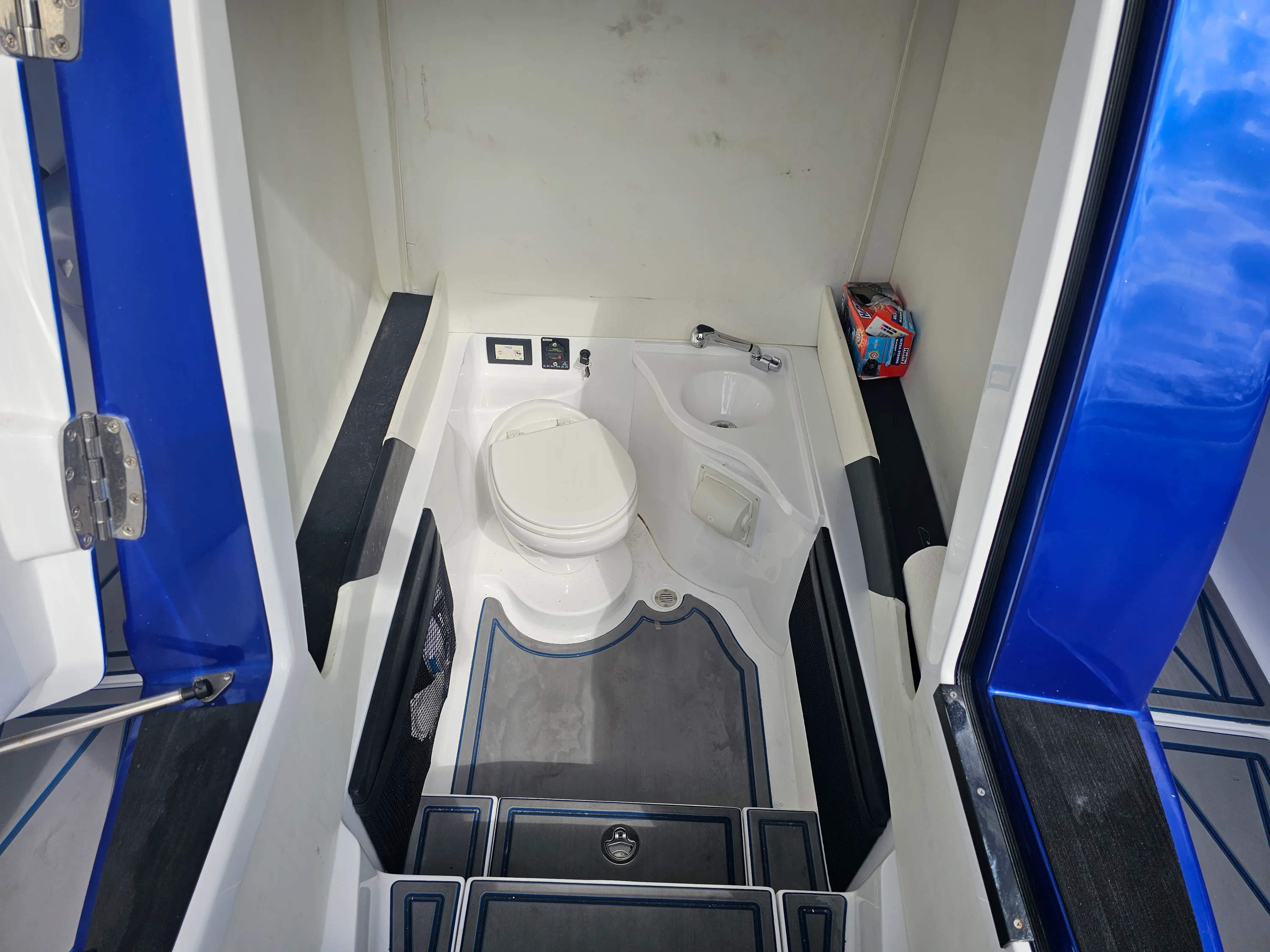 2022 Statement 380 OPEN Image Thumbnail #60