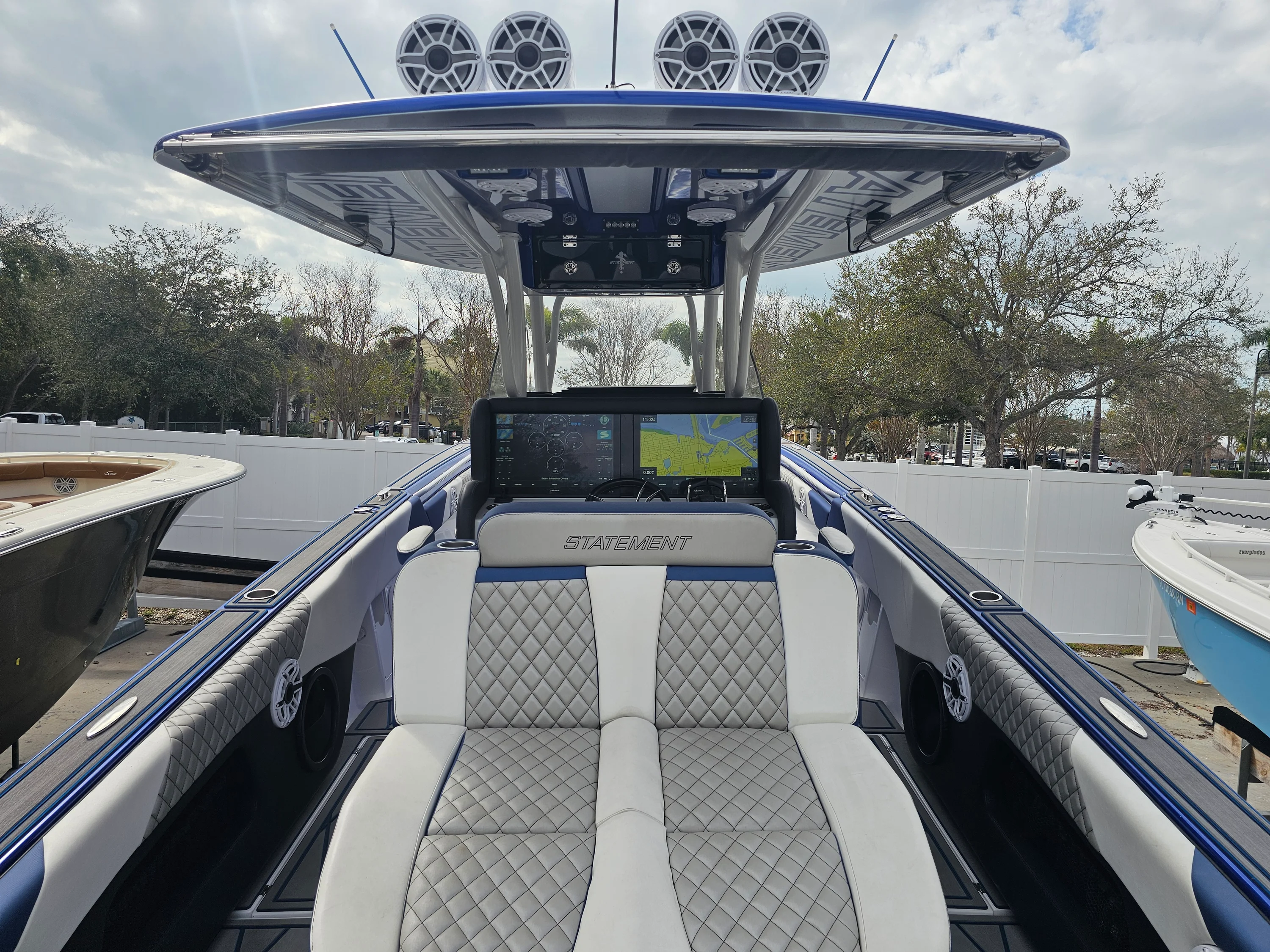 2022 Statement 380 OPEN Image Thumbnail #26