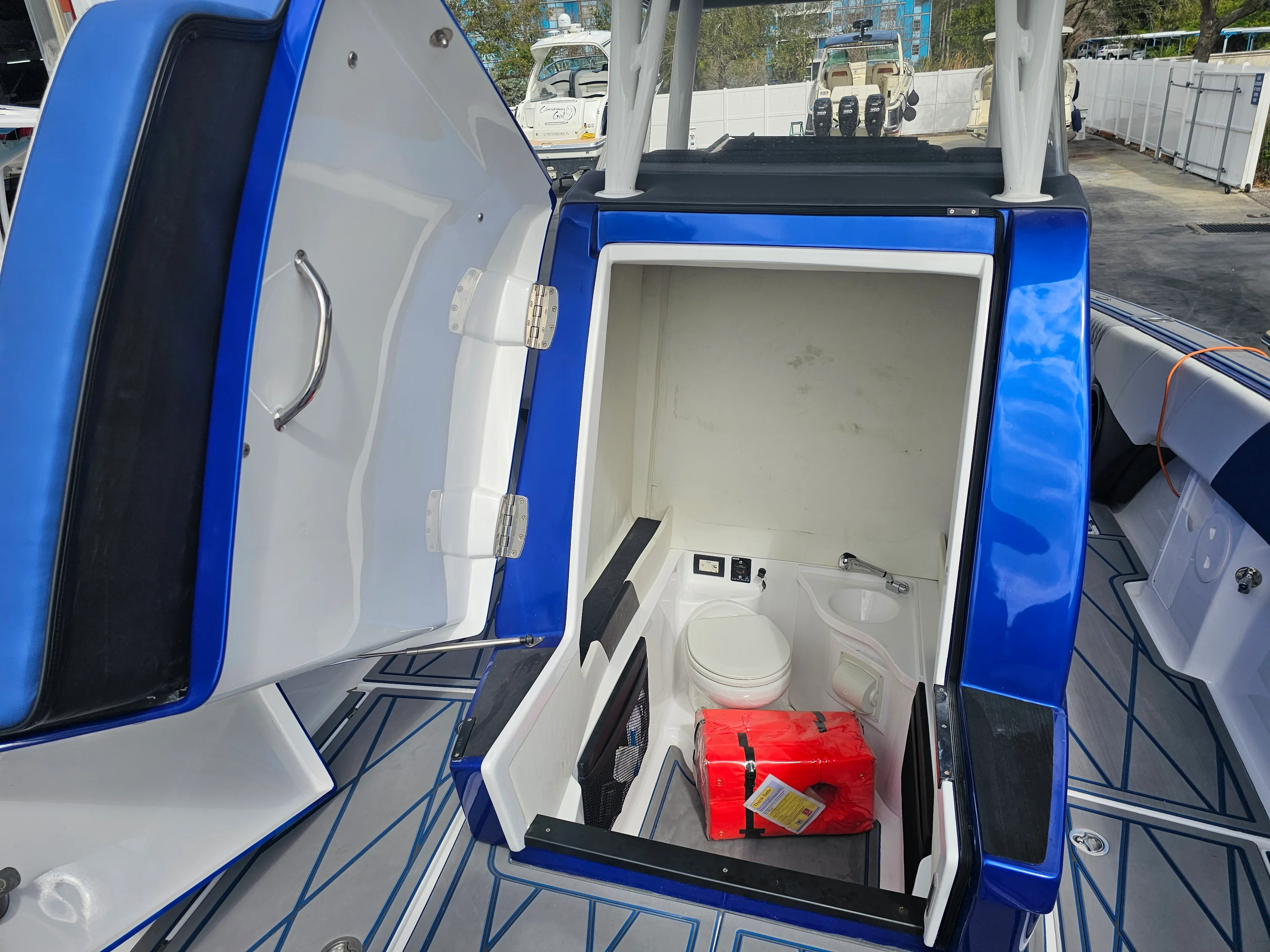 2022 Statement 380 OPEN Image Thumbnail #61