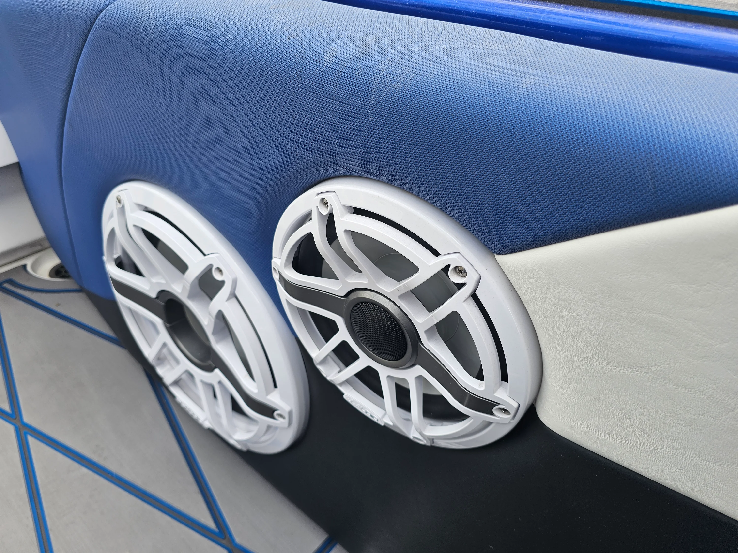 2022 Statement 380 OPEN Image Thumbnail #42