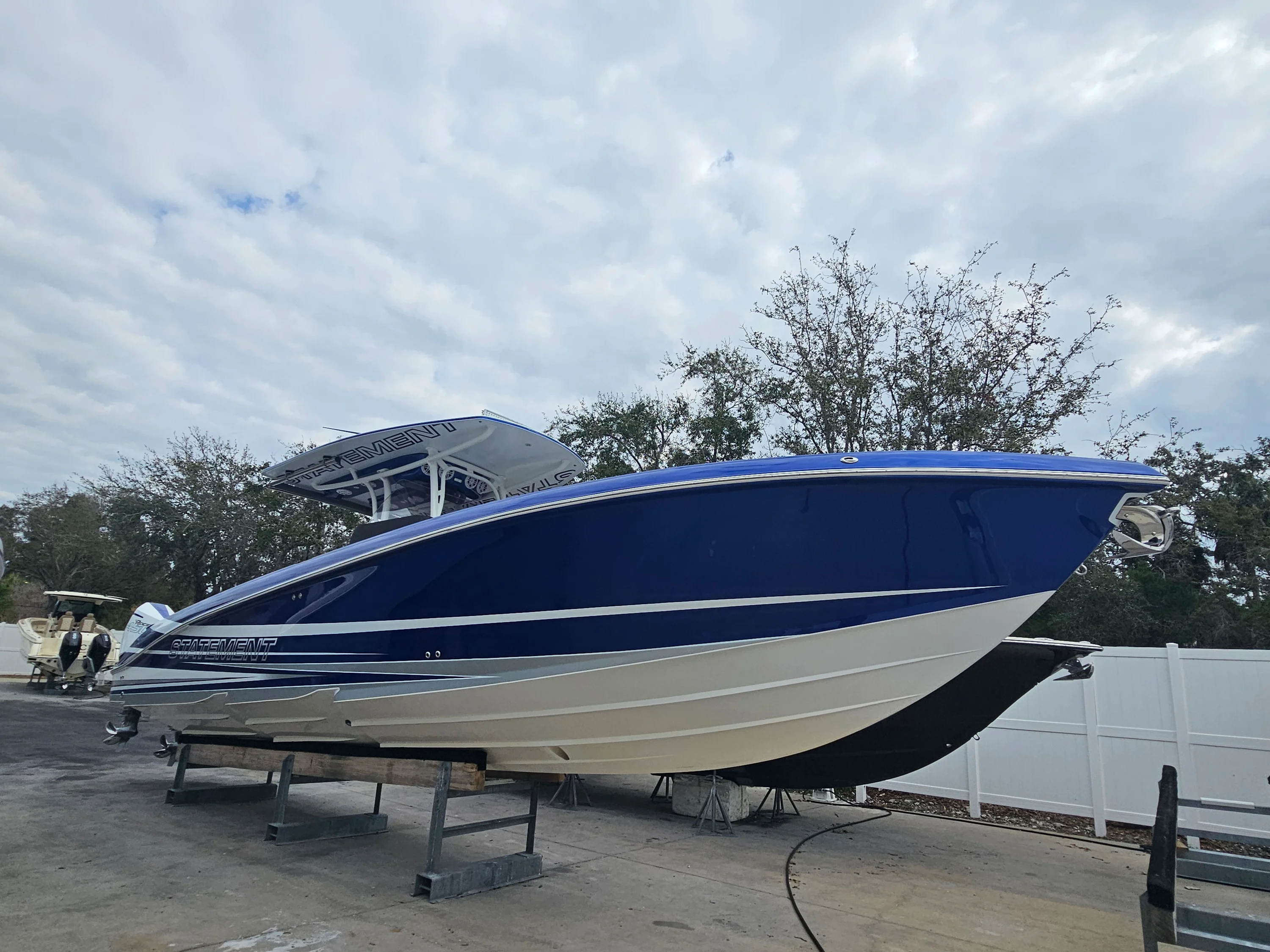 2022 Statement 380 OPEN Image Thumbnail #1