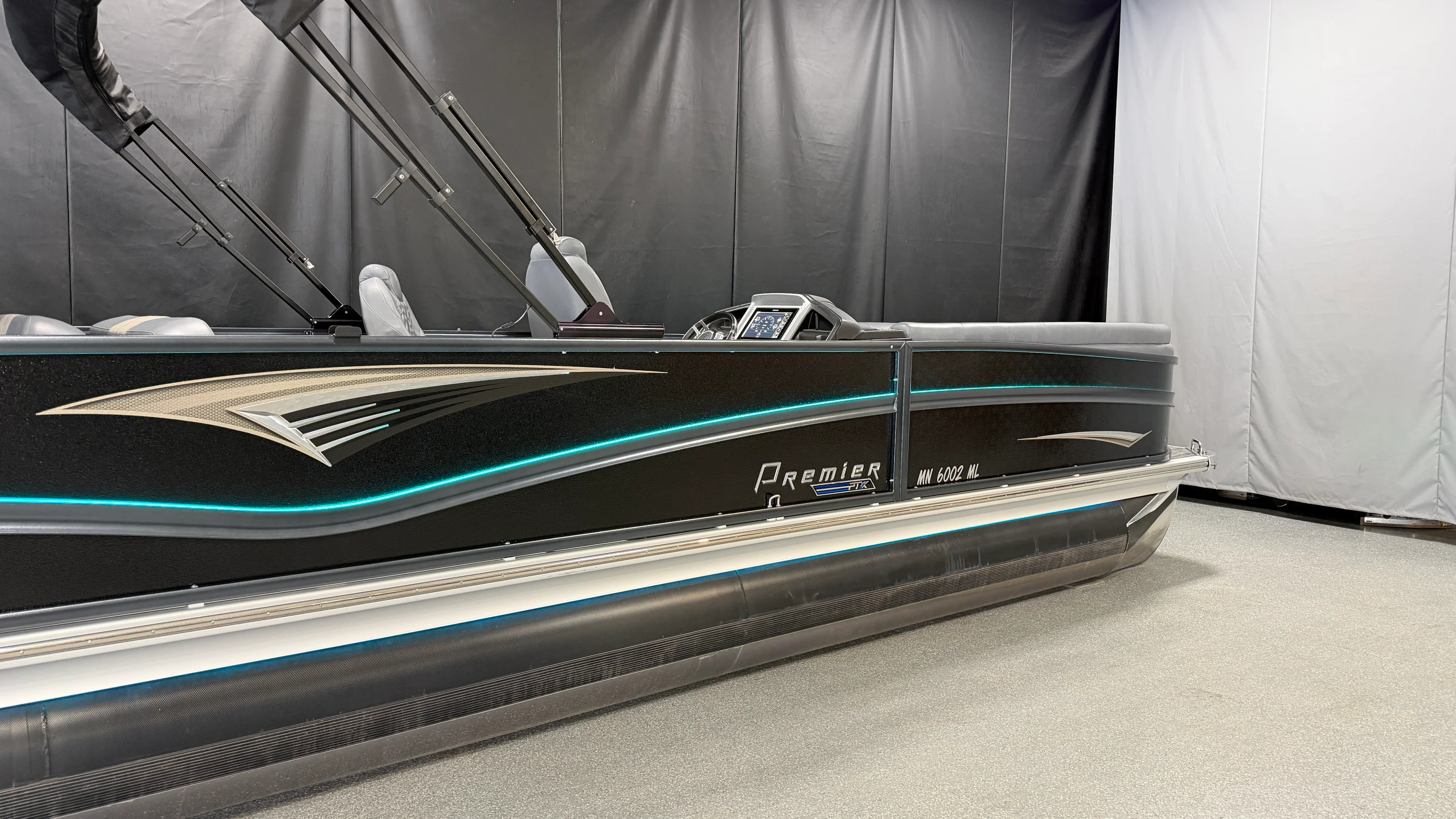2022 Premier 270INTRIGUE Image Thumbnail #3