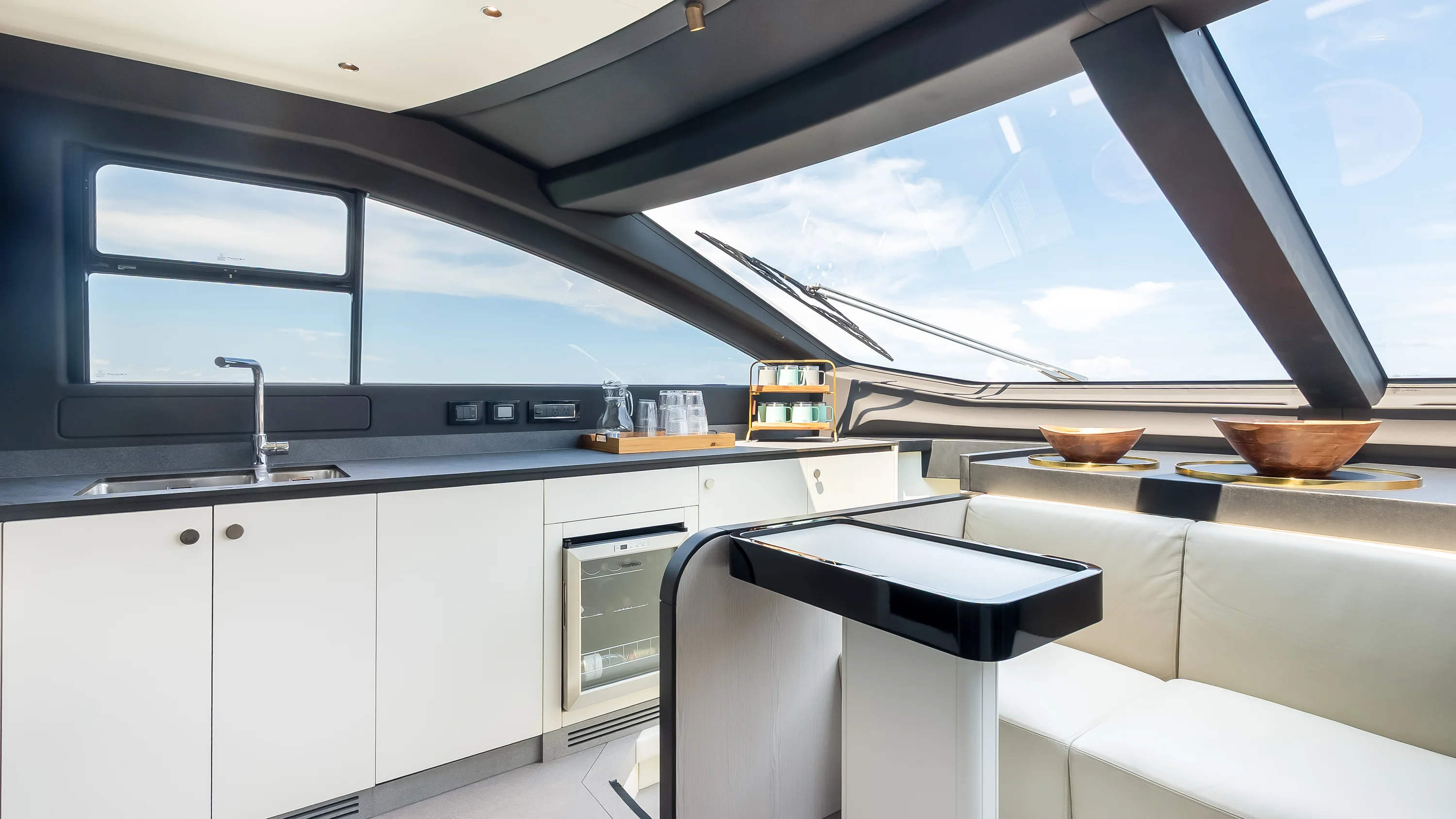 2025 Azimut 78 FLY Image Thumbnail #51