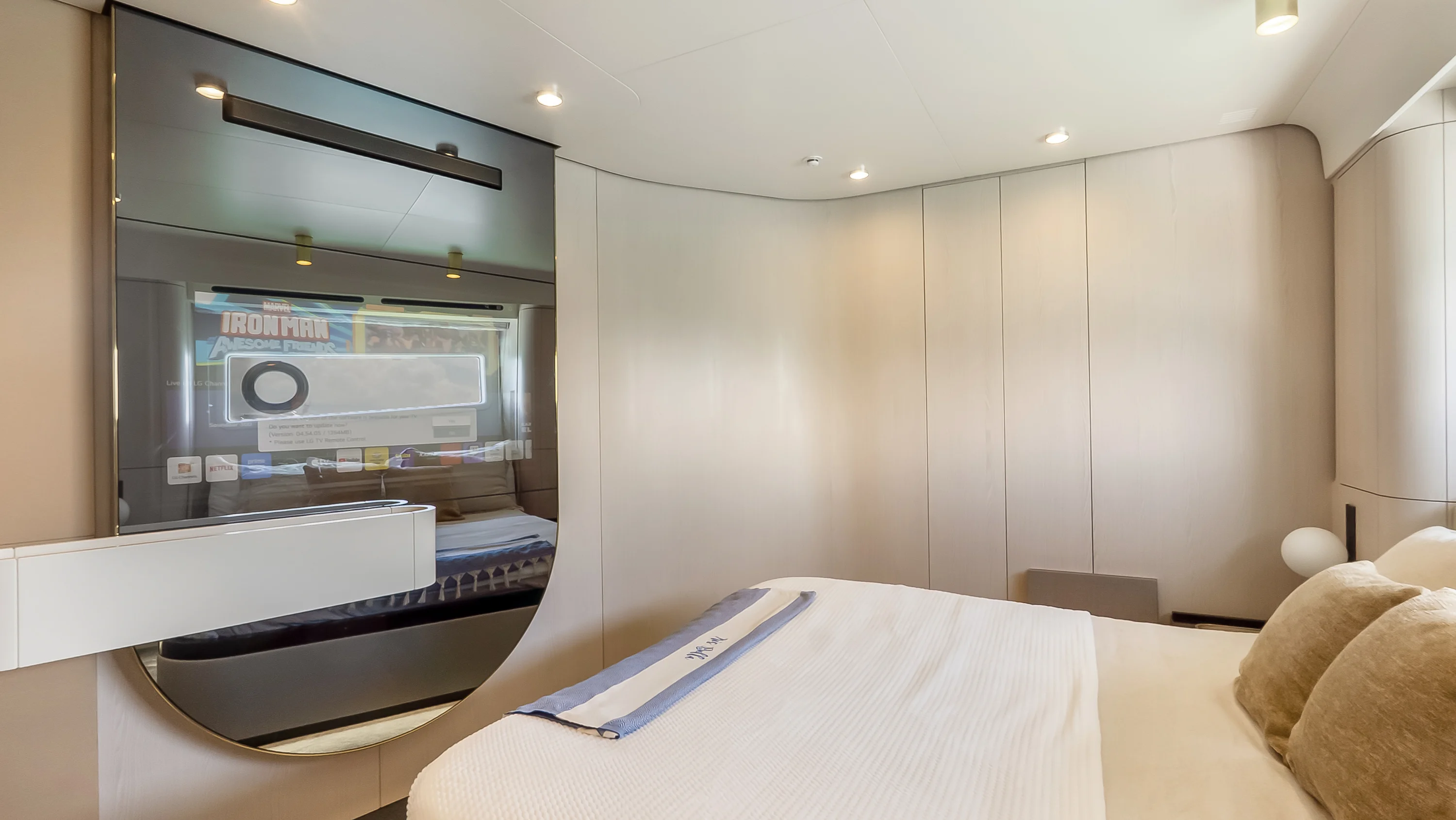 2025 Azimut 78 FLY Image Thumbnail #38