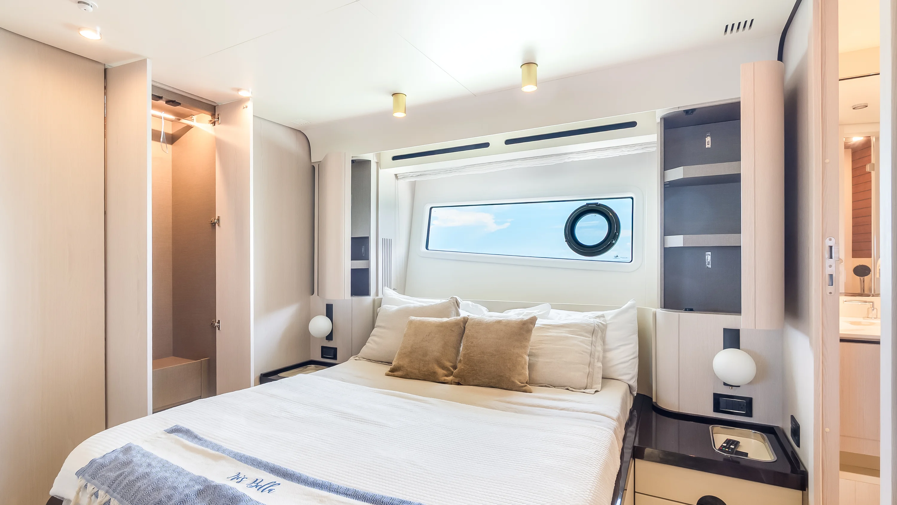 2025 Azimut 78 FLY Image Thumbnail #46