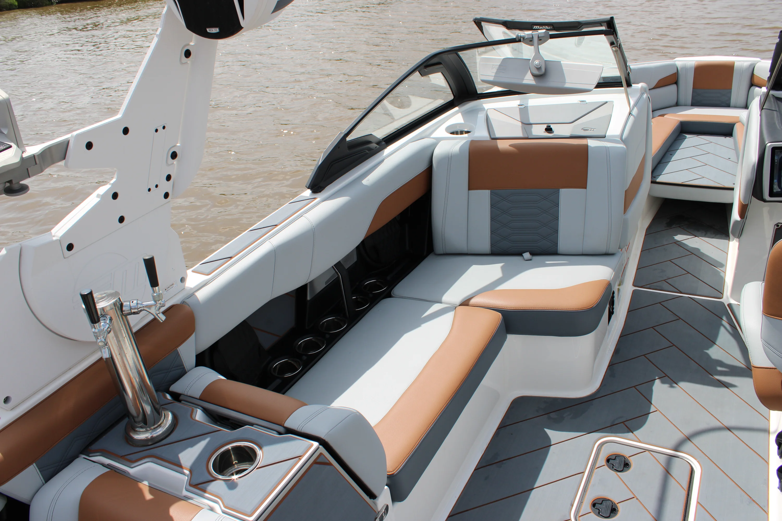 2024 Malibu 26LSV Image Thumbnail #25